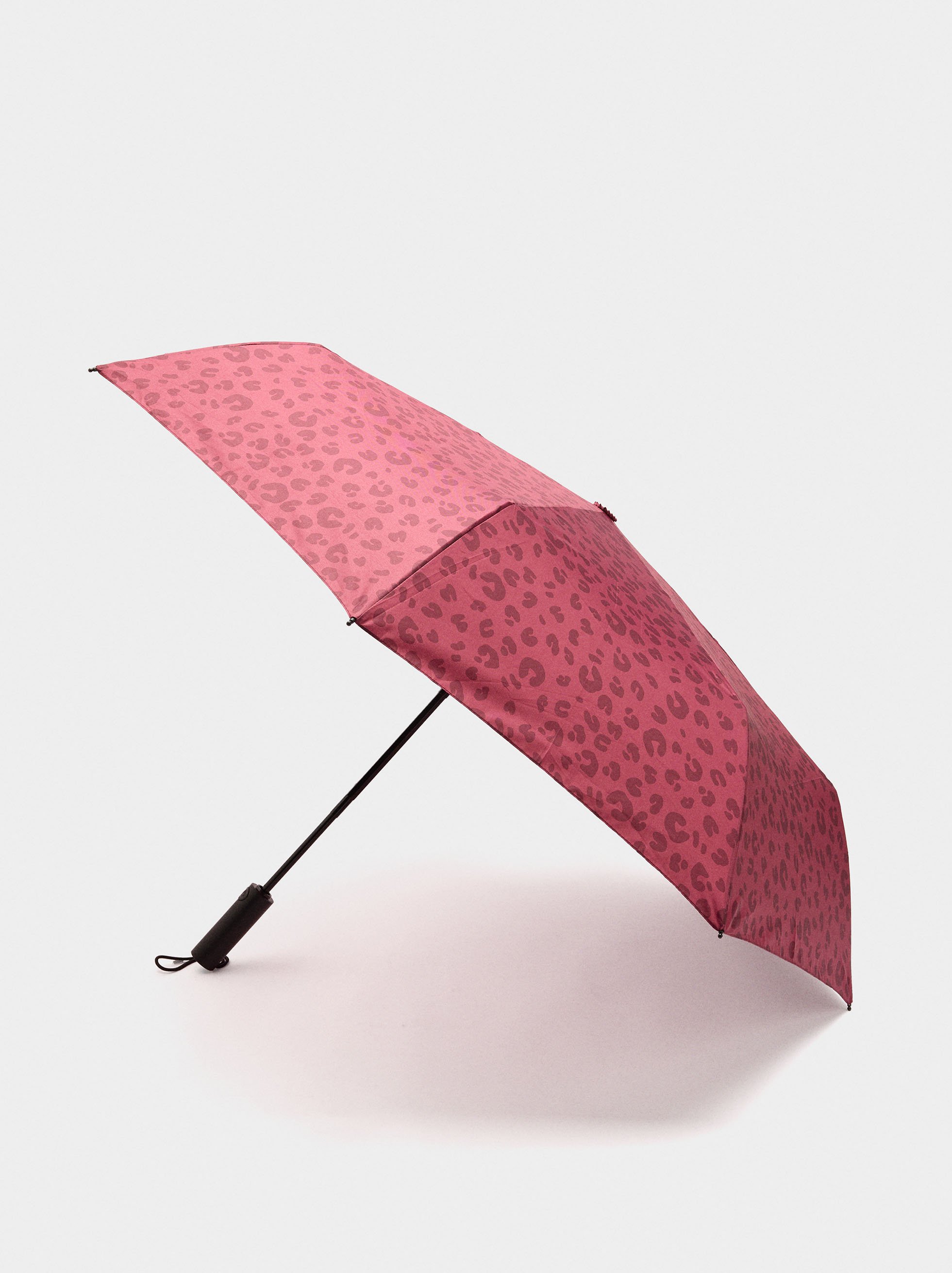 Medium umbrella image number 2.0