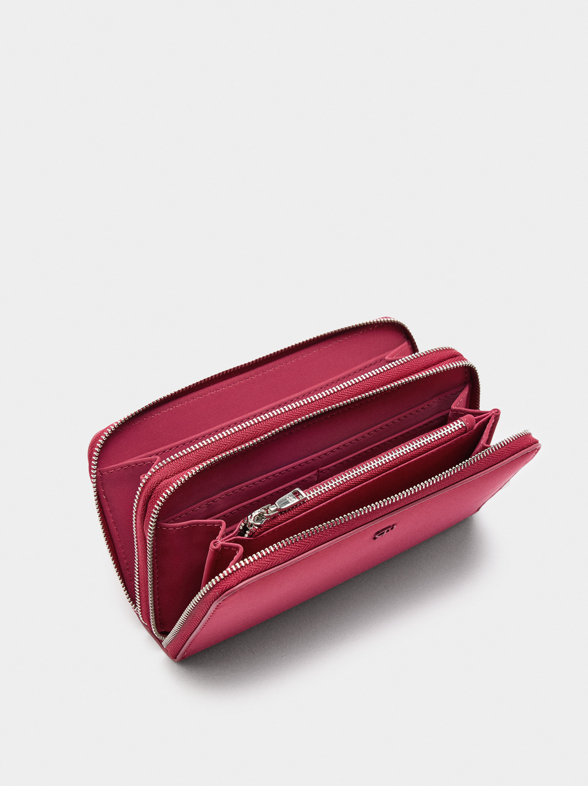 Soft texture wallet with zipper image number 3.0