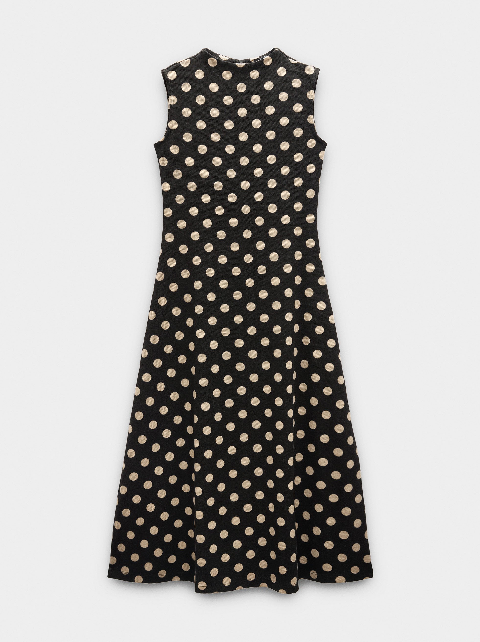 Long dress with polka dots image number 3.0