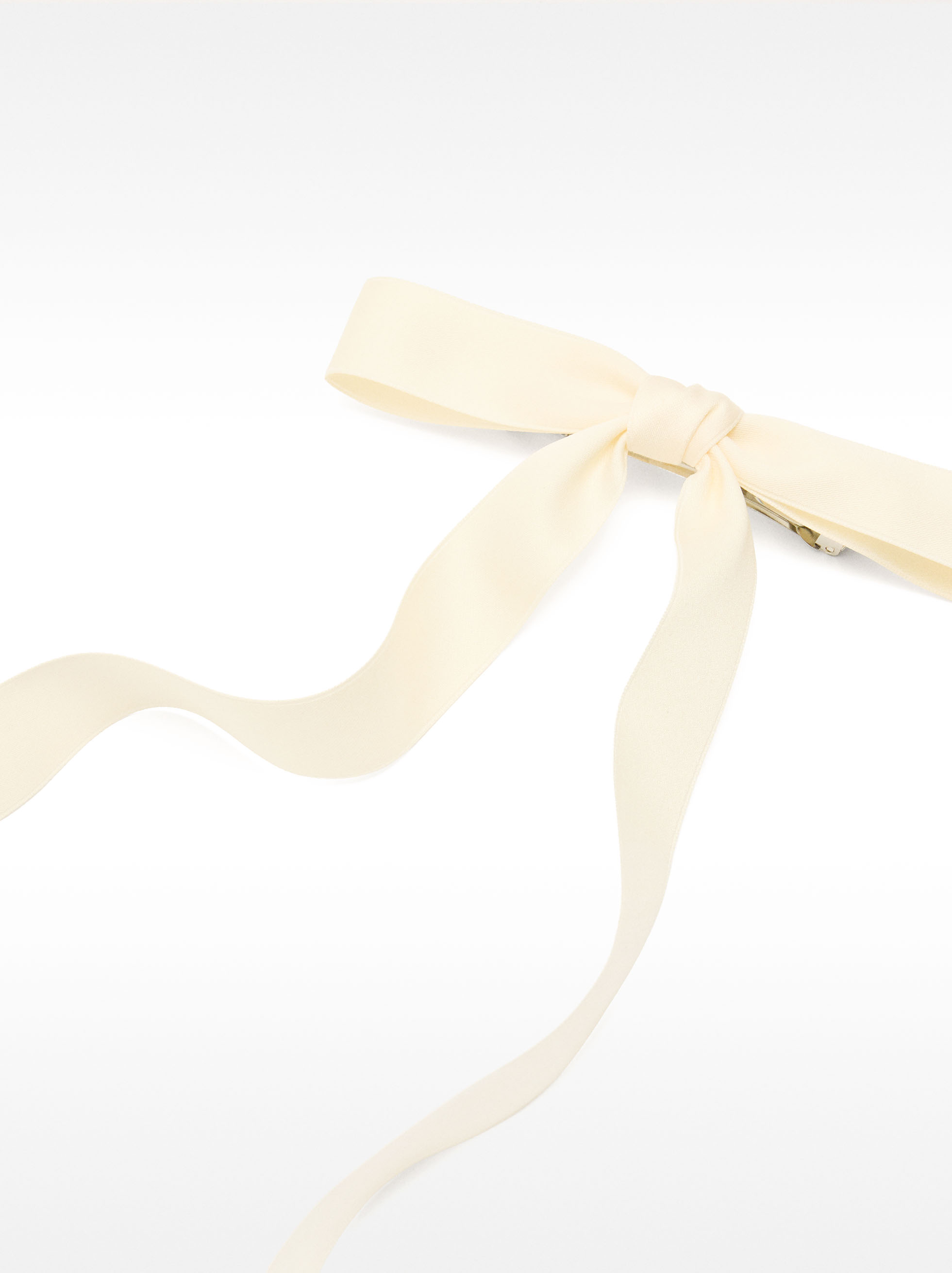 French clip with bow image number 2.0
