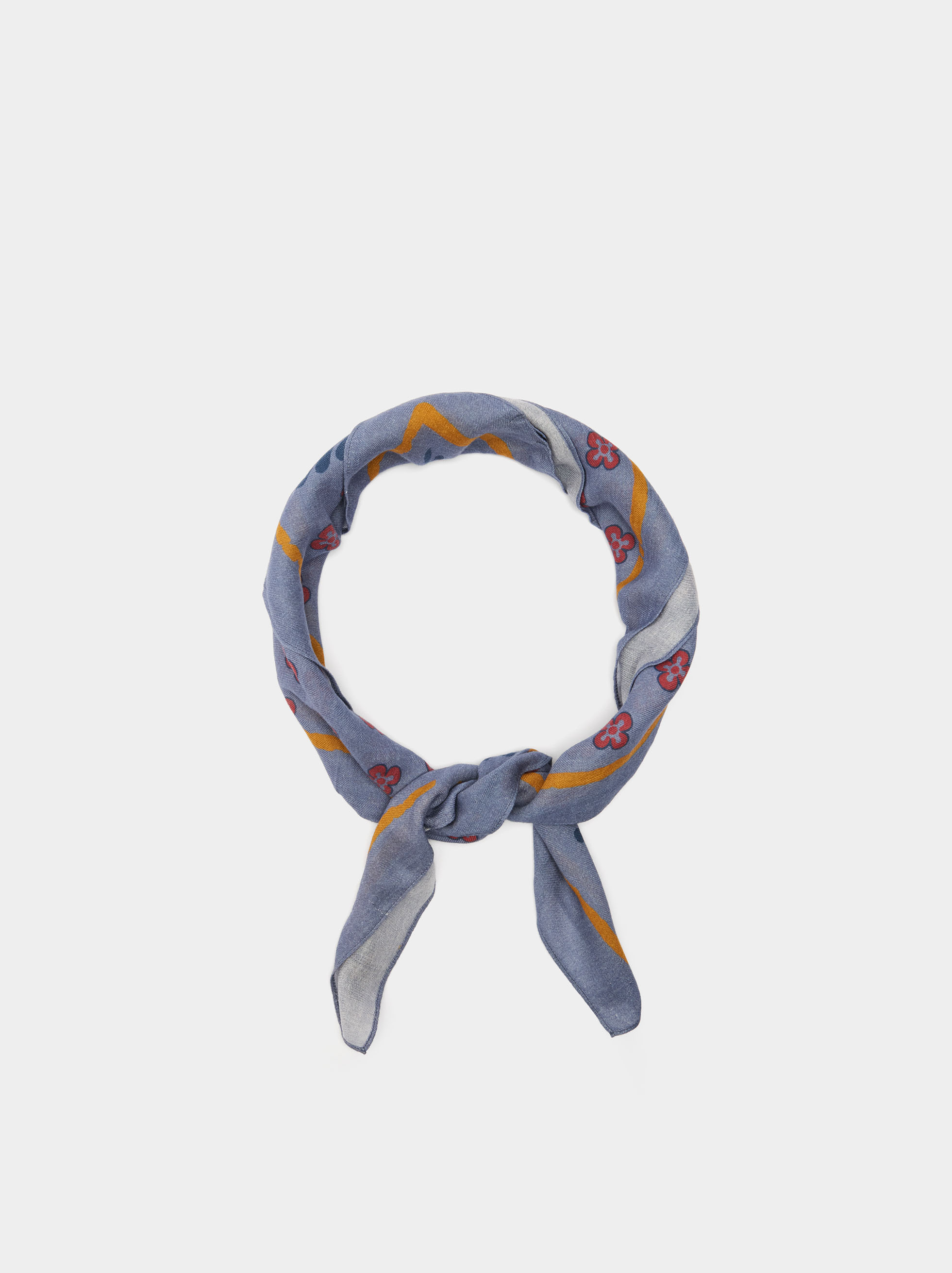 Square printed scarf with wool blend image number 3.0