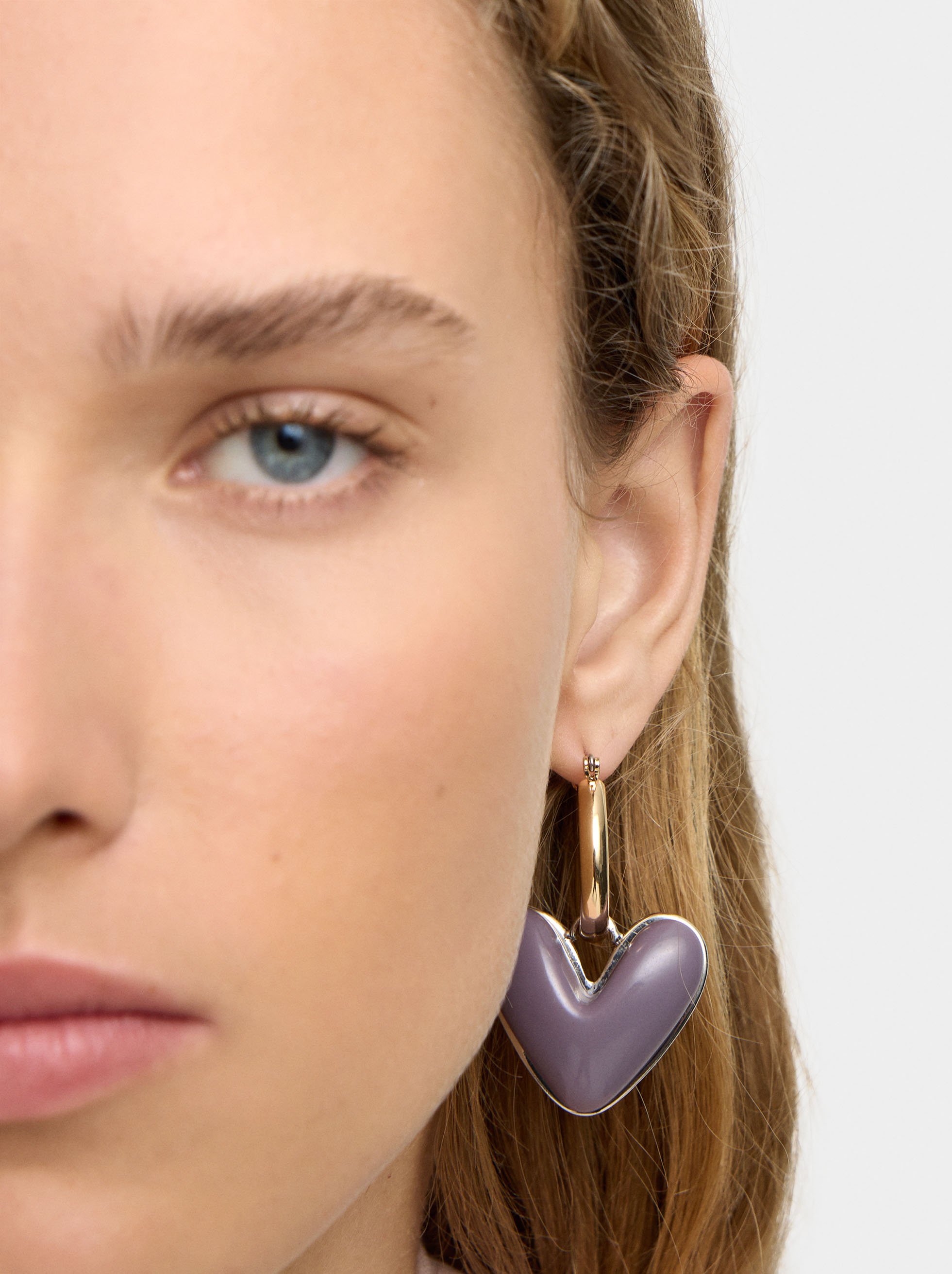 Hoop earrings heart image number 0.0
