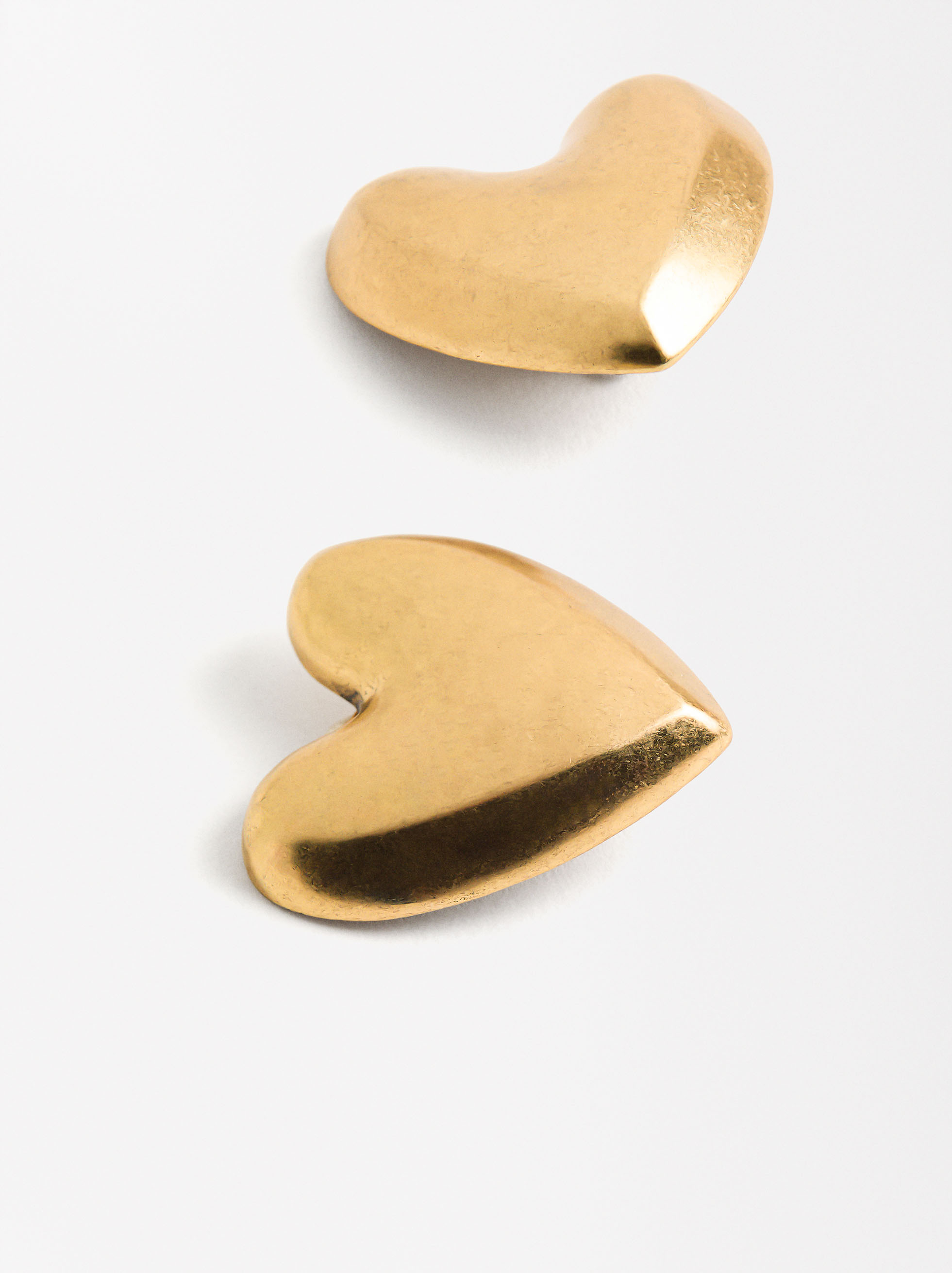 Maxi heart earrings image number 2.0