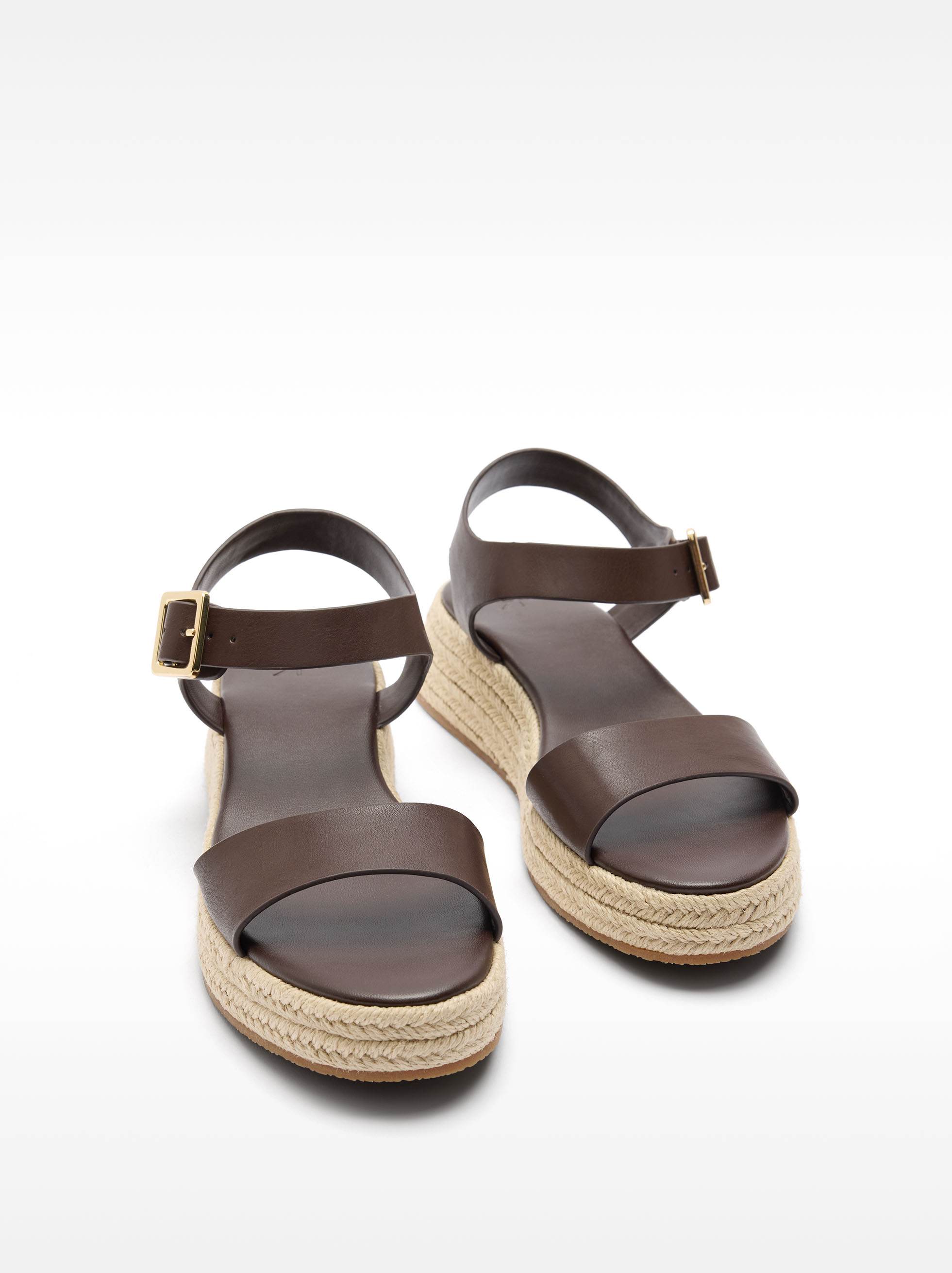 Platform sandals with buckle image number 4.0