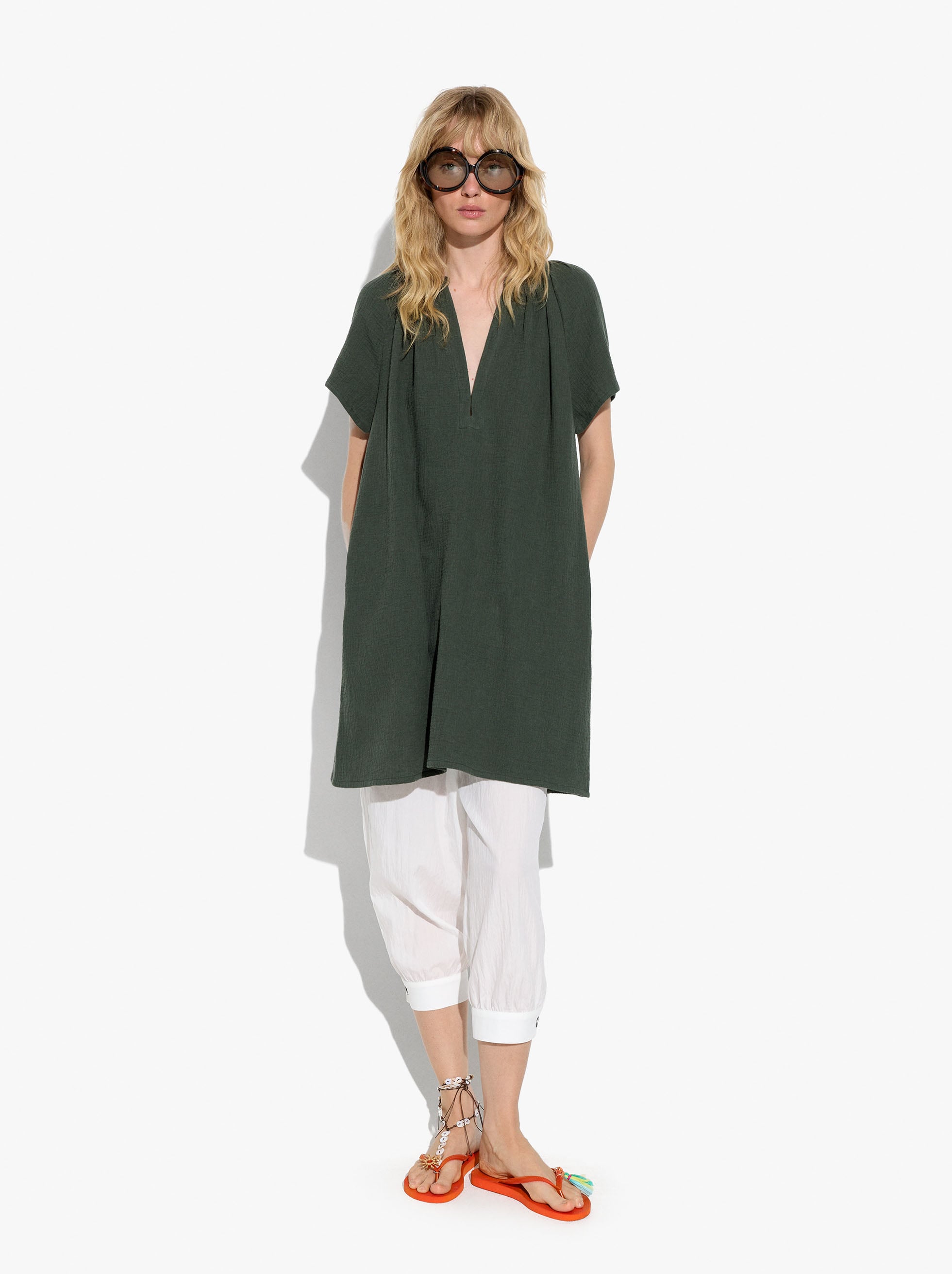 Plain dress with 100% cotton image number 0.0