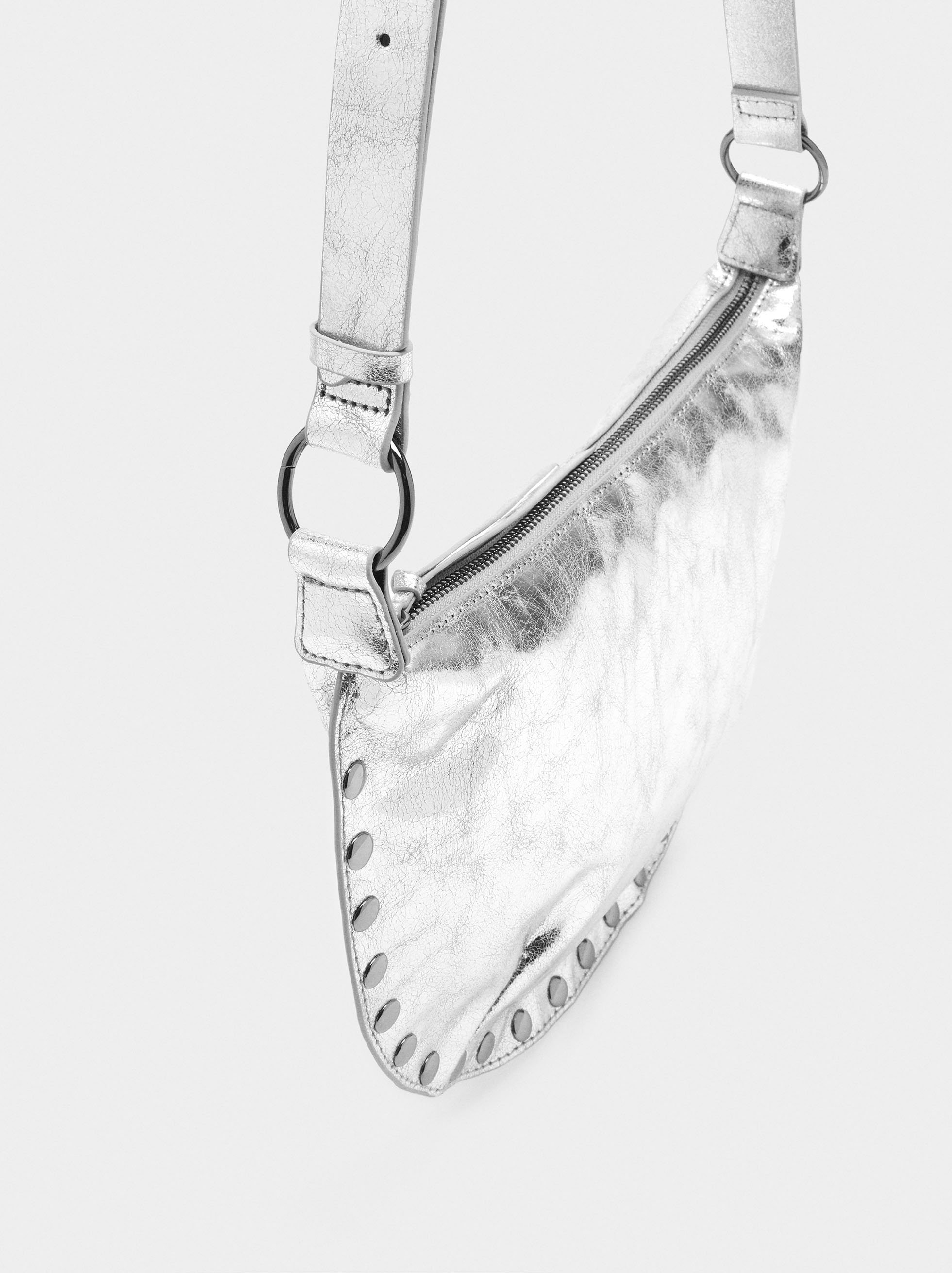 Mala de ombro com tachas image number 2.0