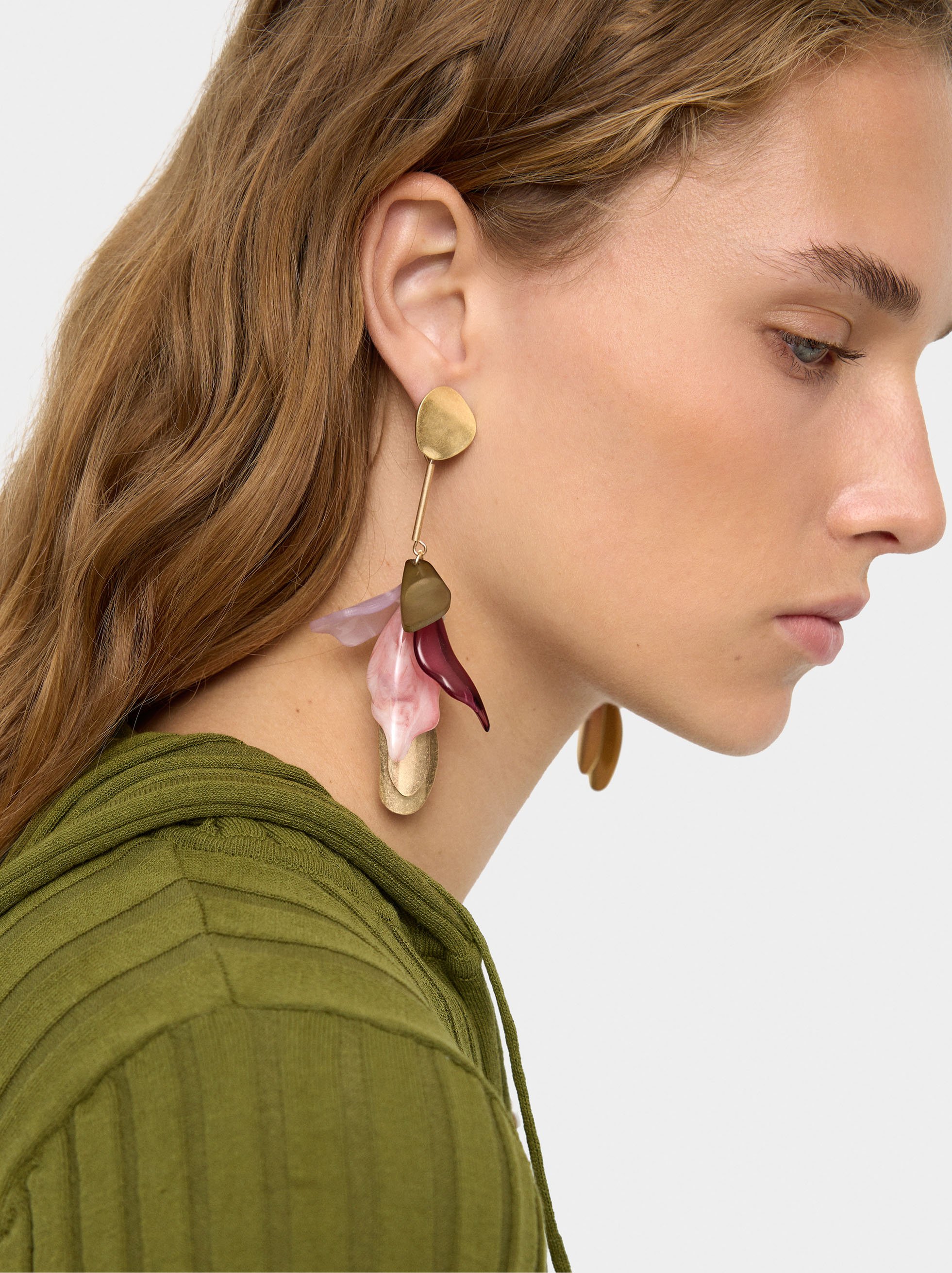 Long earrings petals image number 0.0