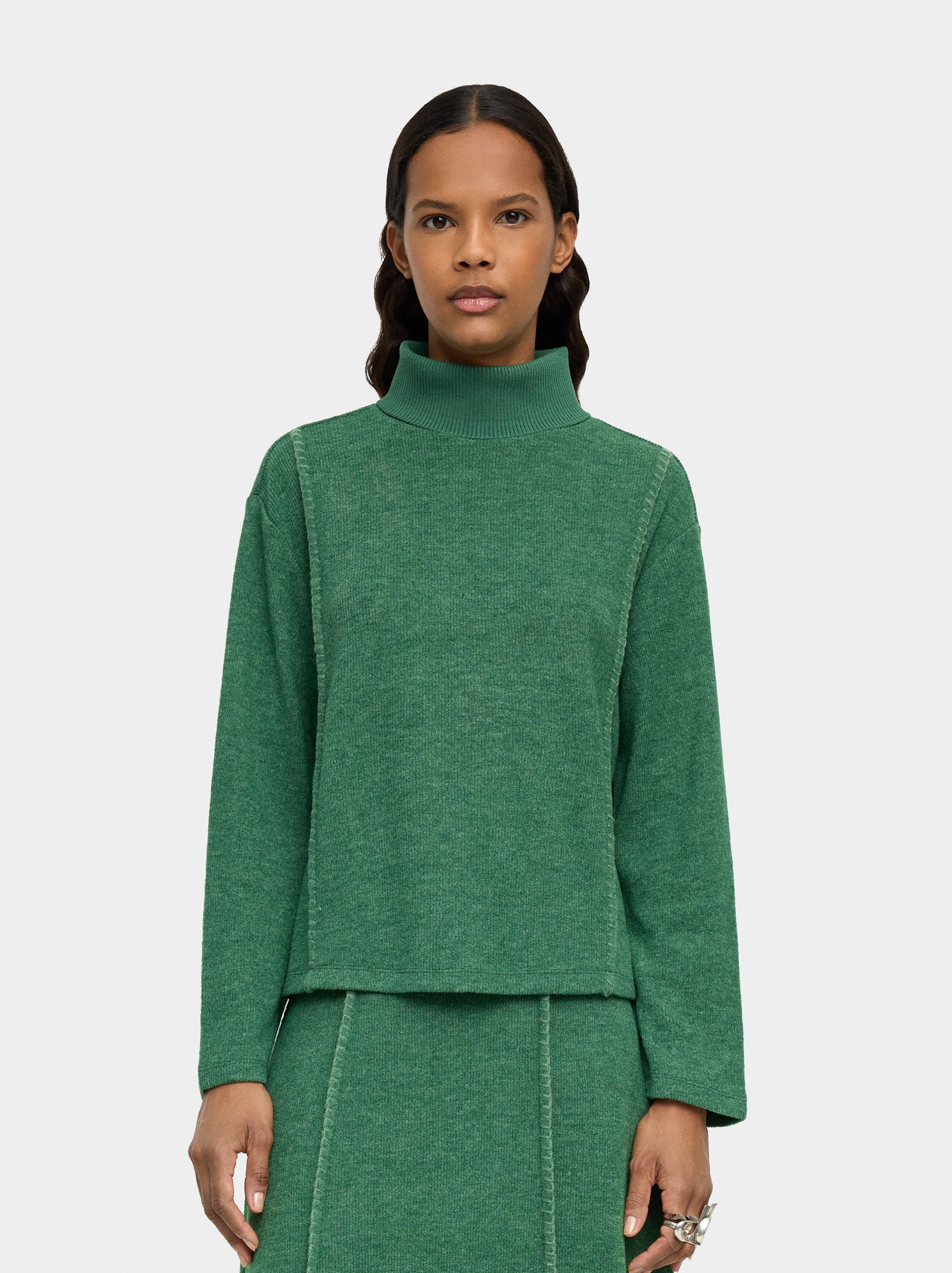 Gerippter Pullover mit Rollkragen image number 0.0