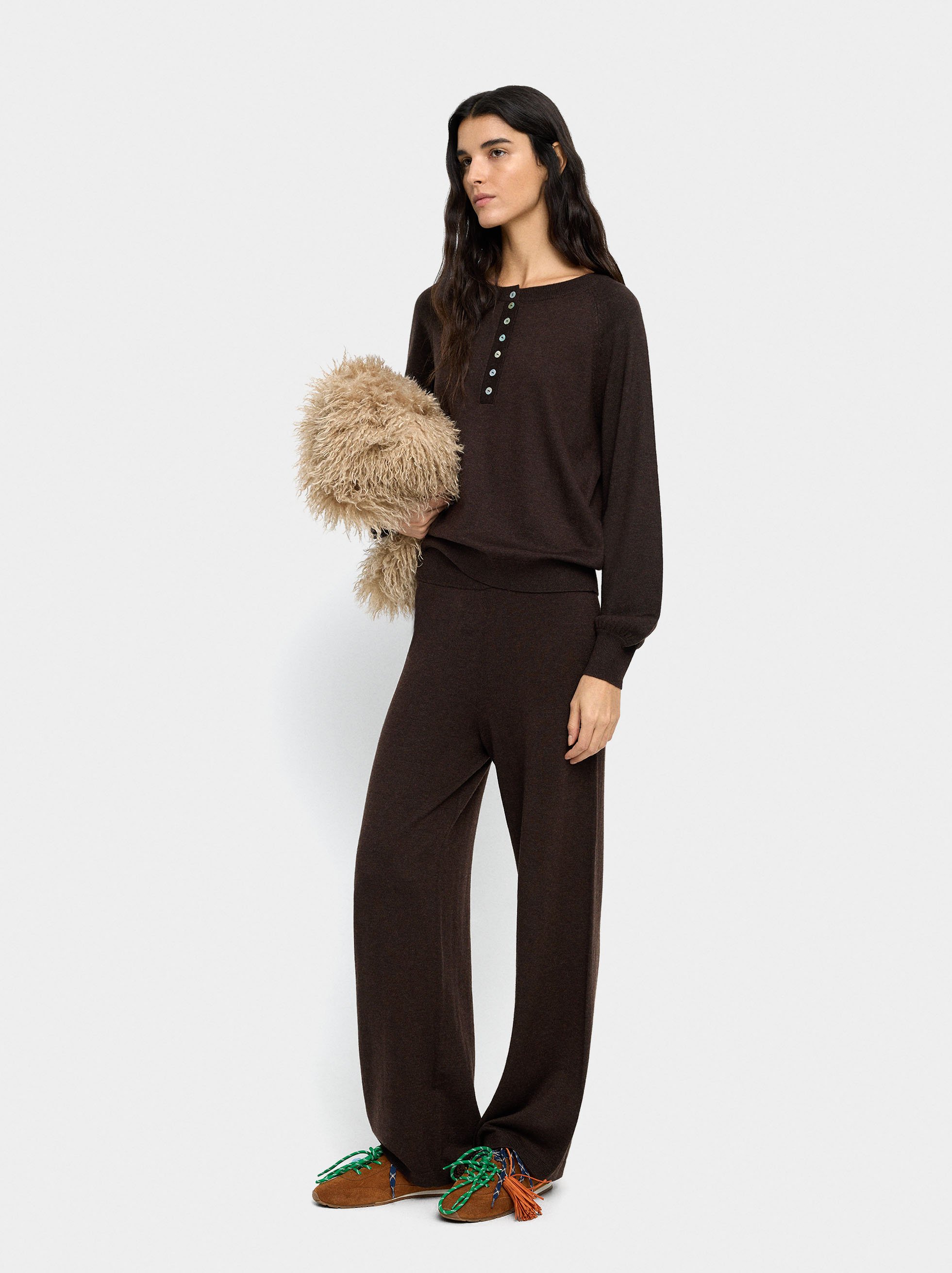 Elastic waist knit pants image number 2.0