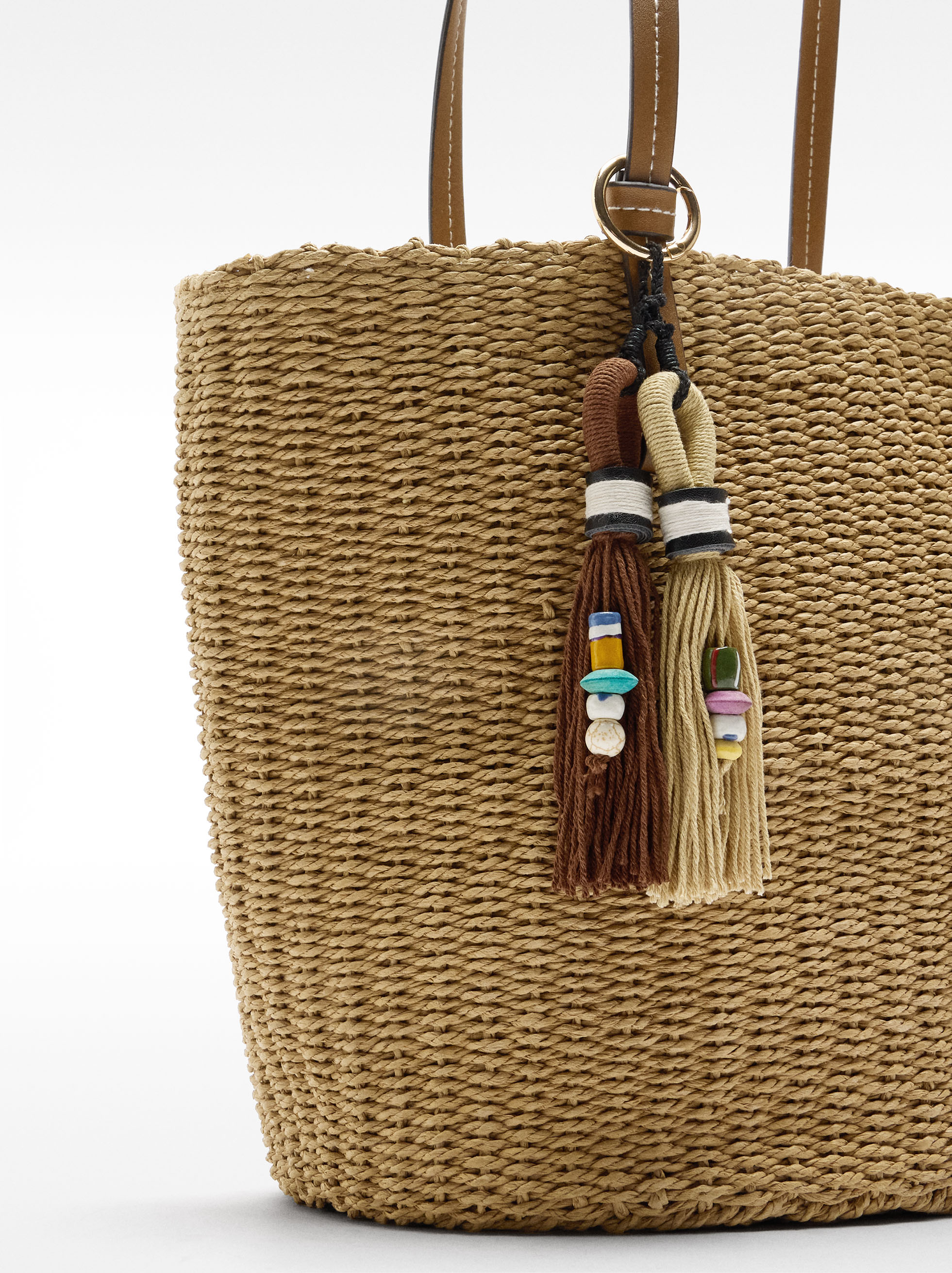 Bolso hombro efecto rafia image number 3.0