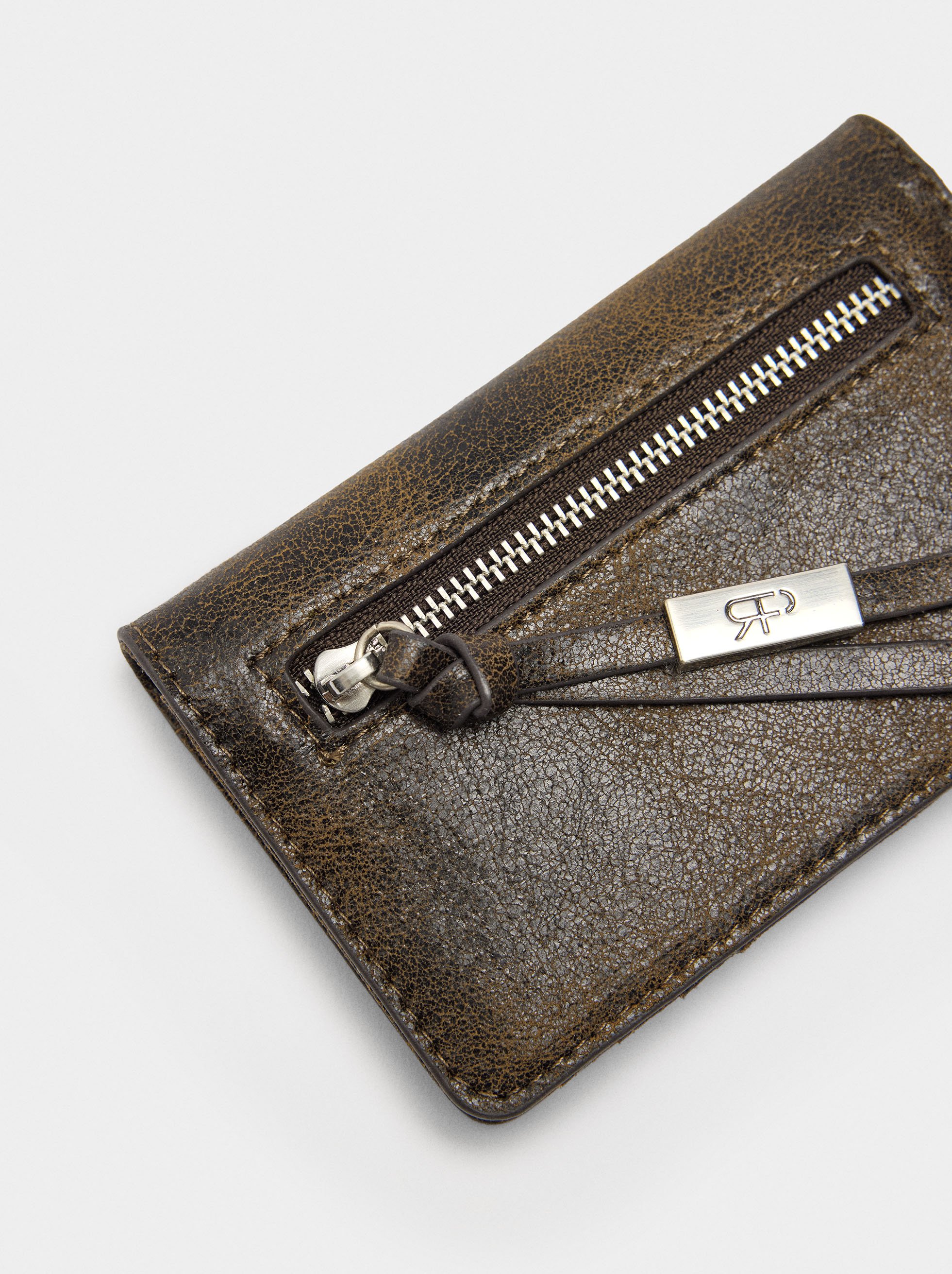 Card holder with studs image number 1.0