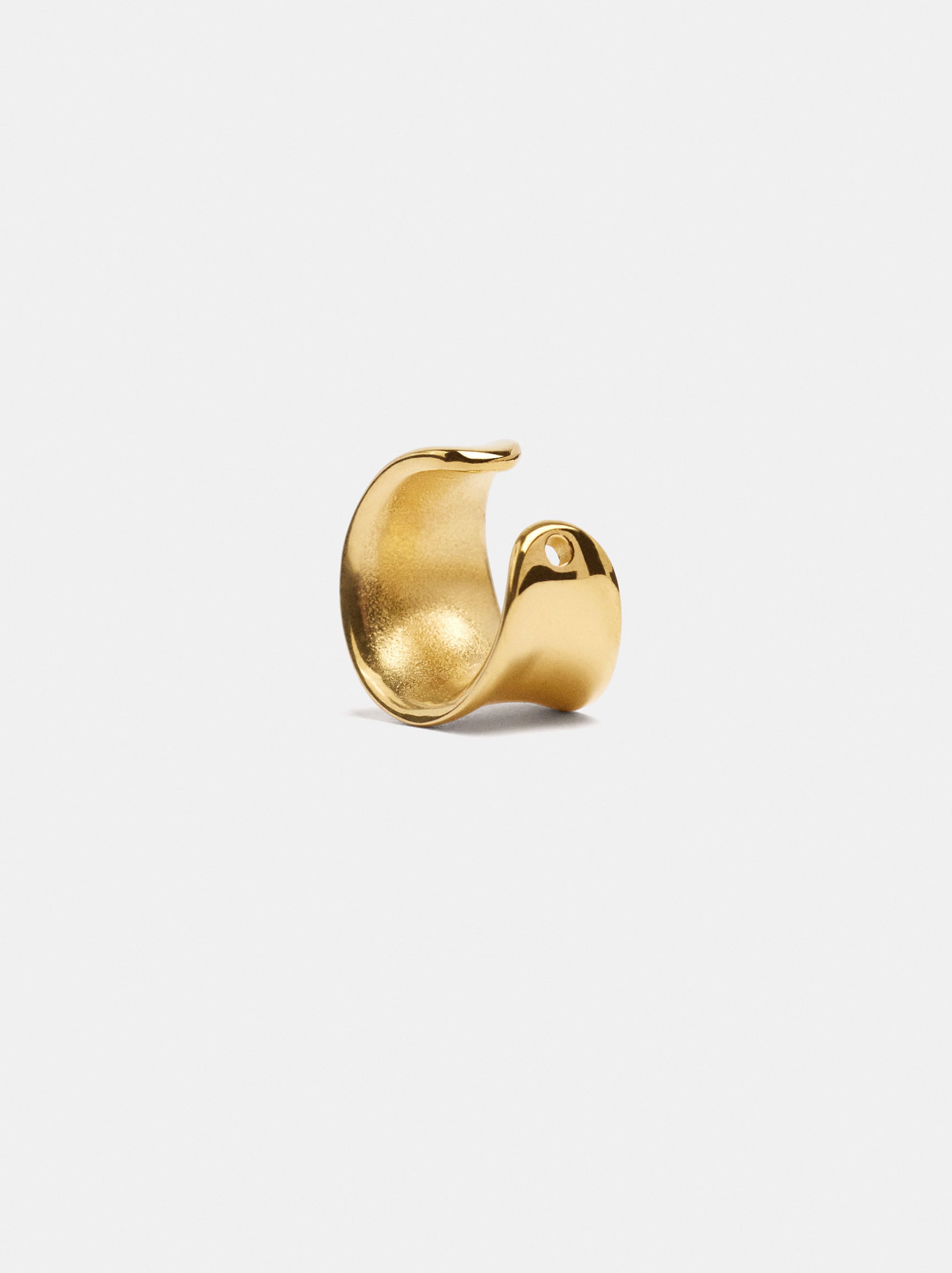 Convex ear cuff - stainless steel image number 1.0