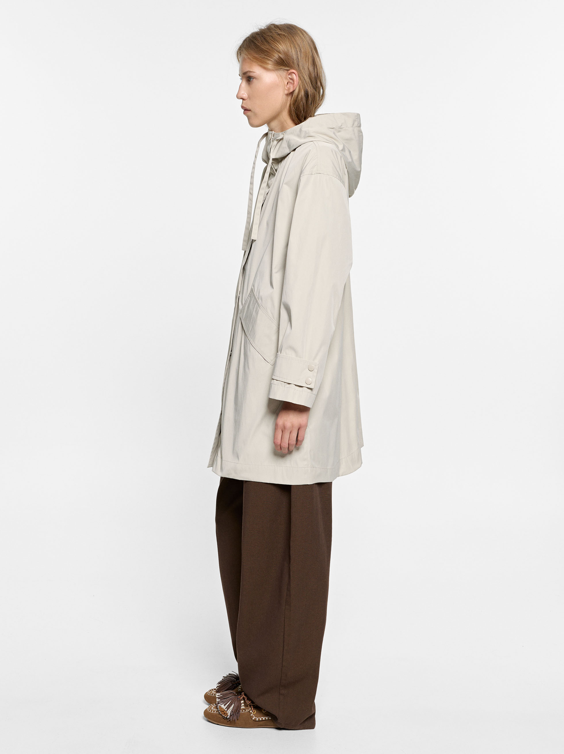 Plain coat with hood image number 5.0