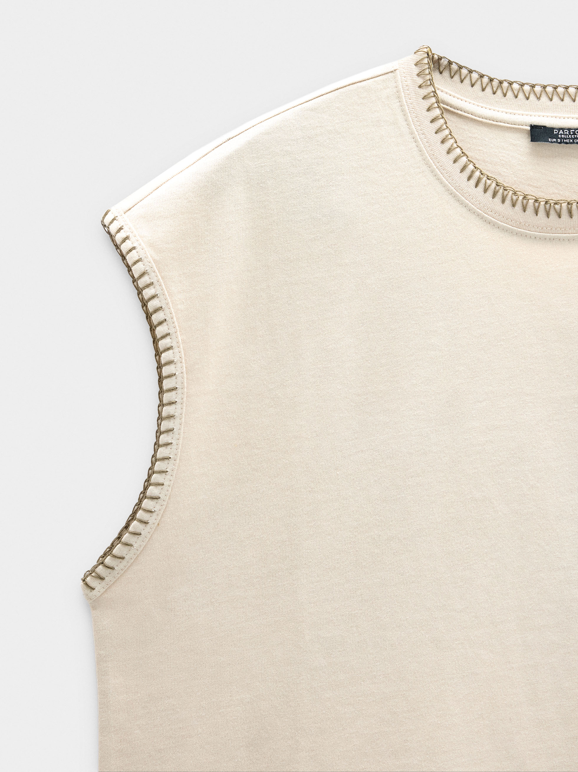 T-Shirt mit betonten Kanten 100% Baumwolle image number 5.0