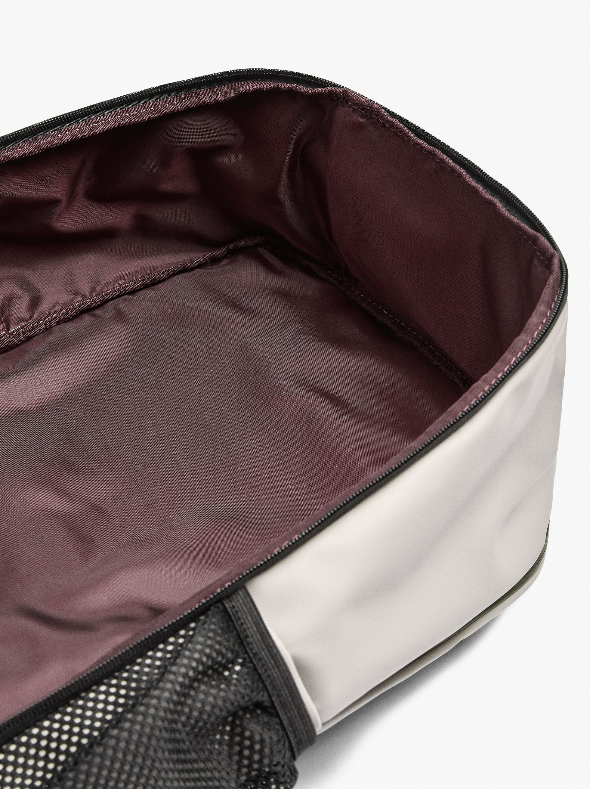 Plain cabin backpack with soft texture image number 6.0