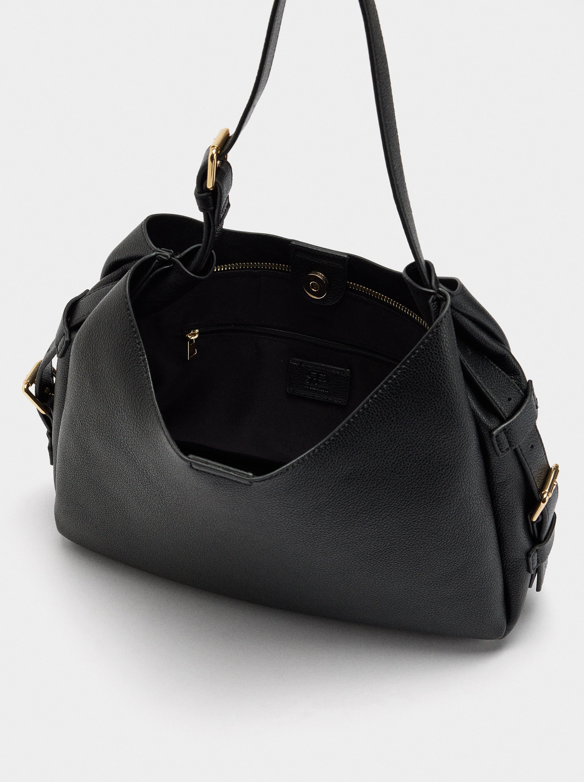 Bolso de hombro con hebillas laterales image number 3.0