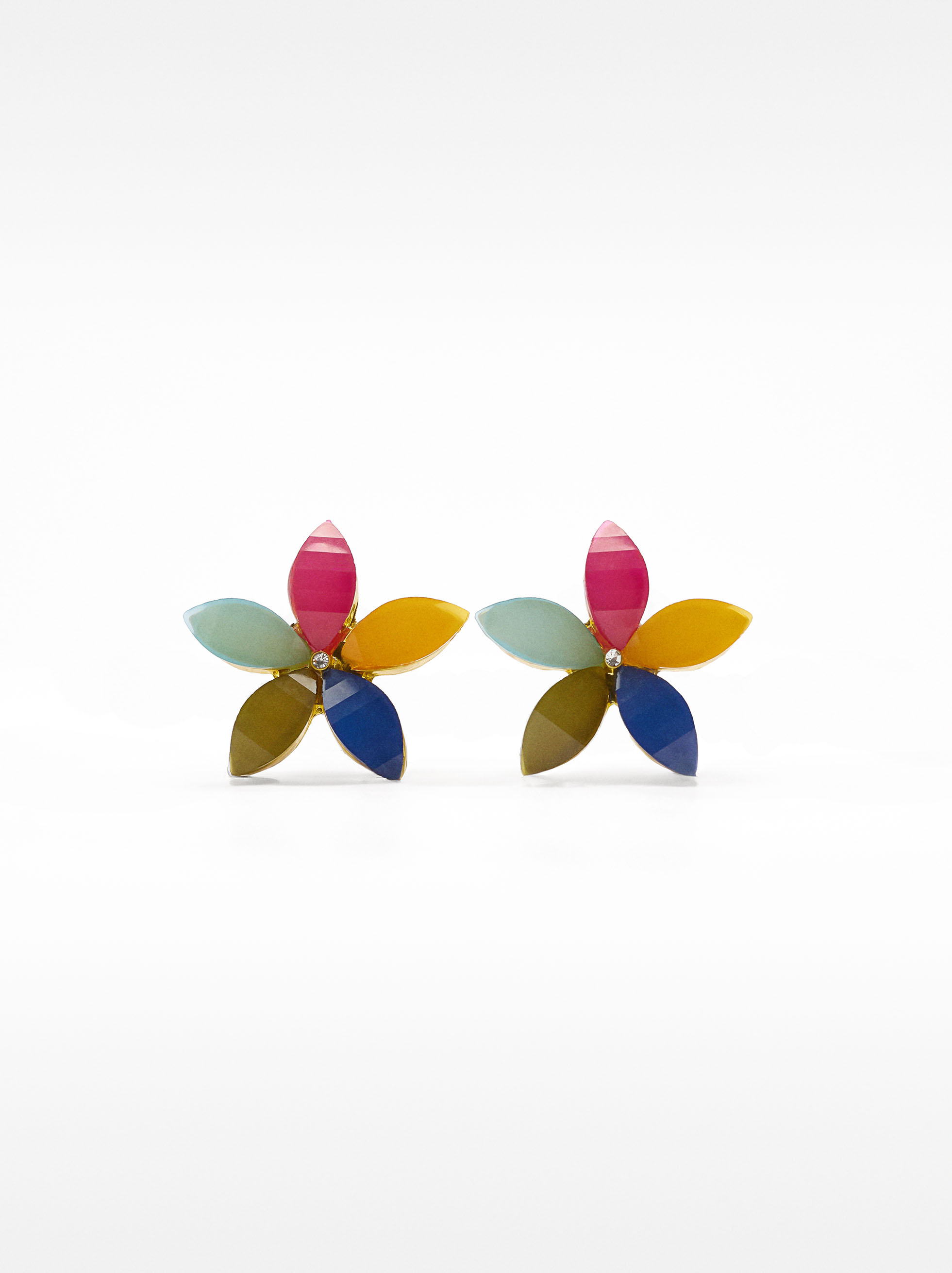 Pendientes flor con resina image number 0.0