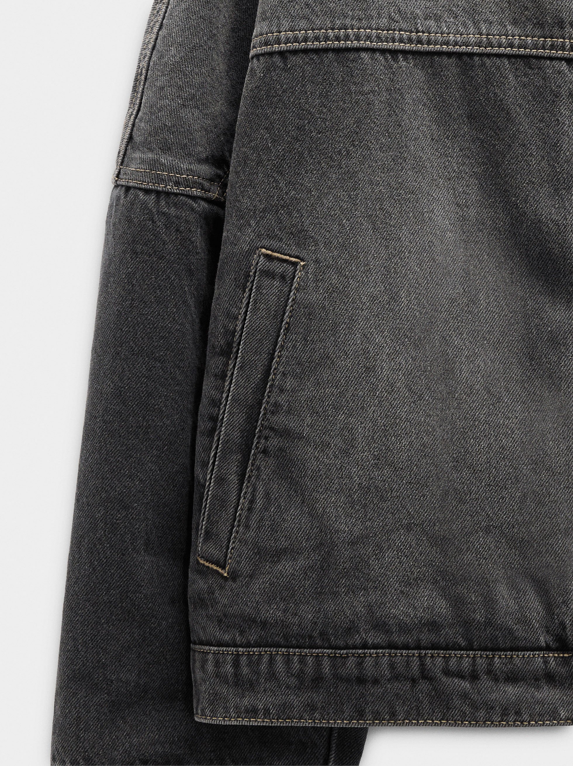 Washed denim jacket image number 7.0