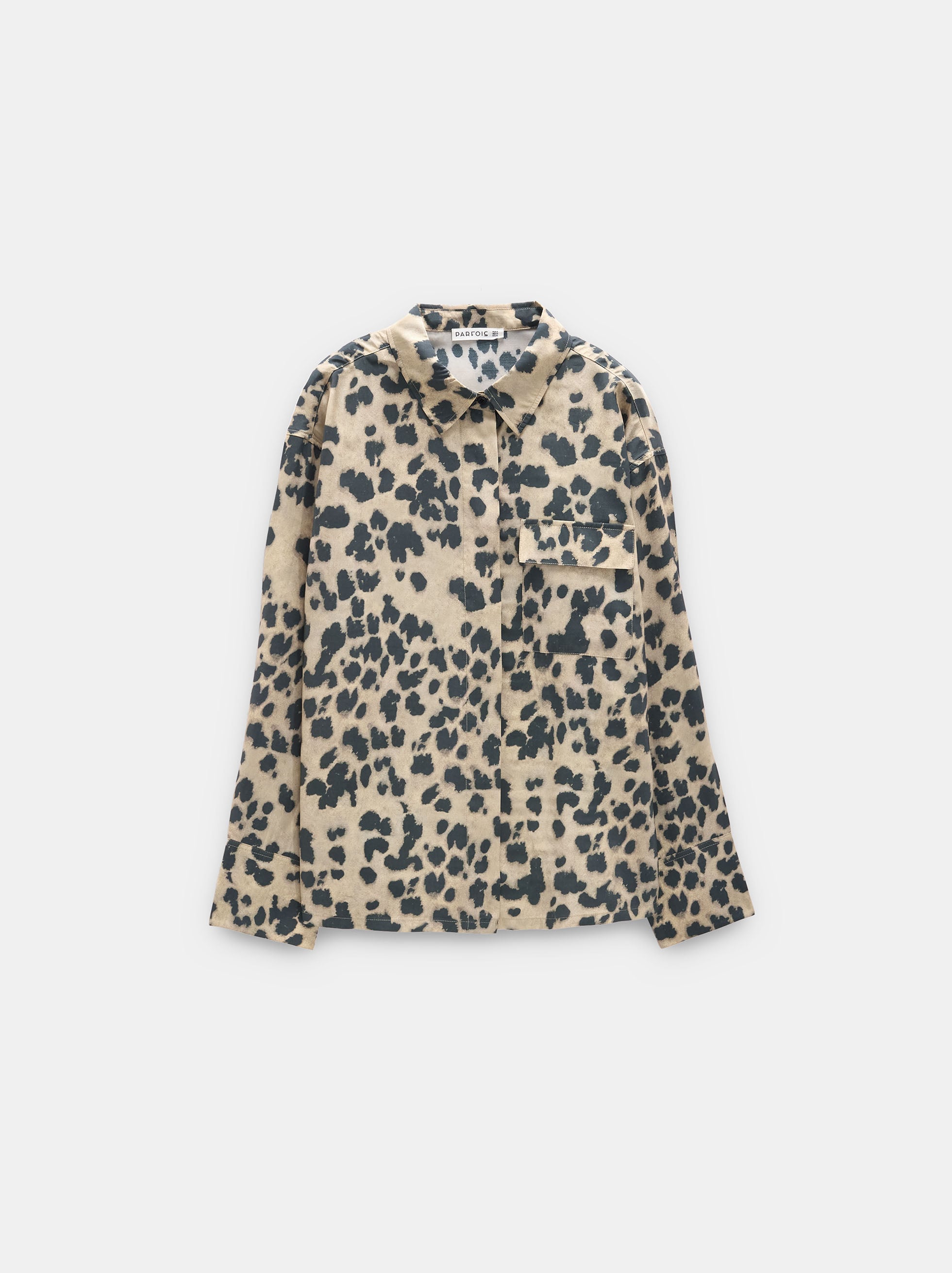 Camisa estampado animal con bolsillo image number 4.0