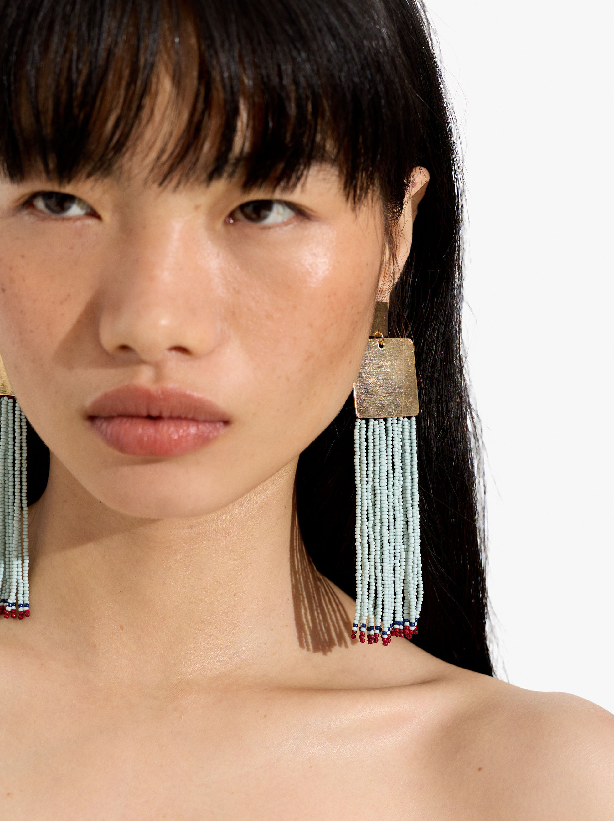 Pendientes maxi largos con abalorios image number 1.0