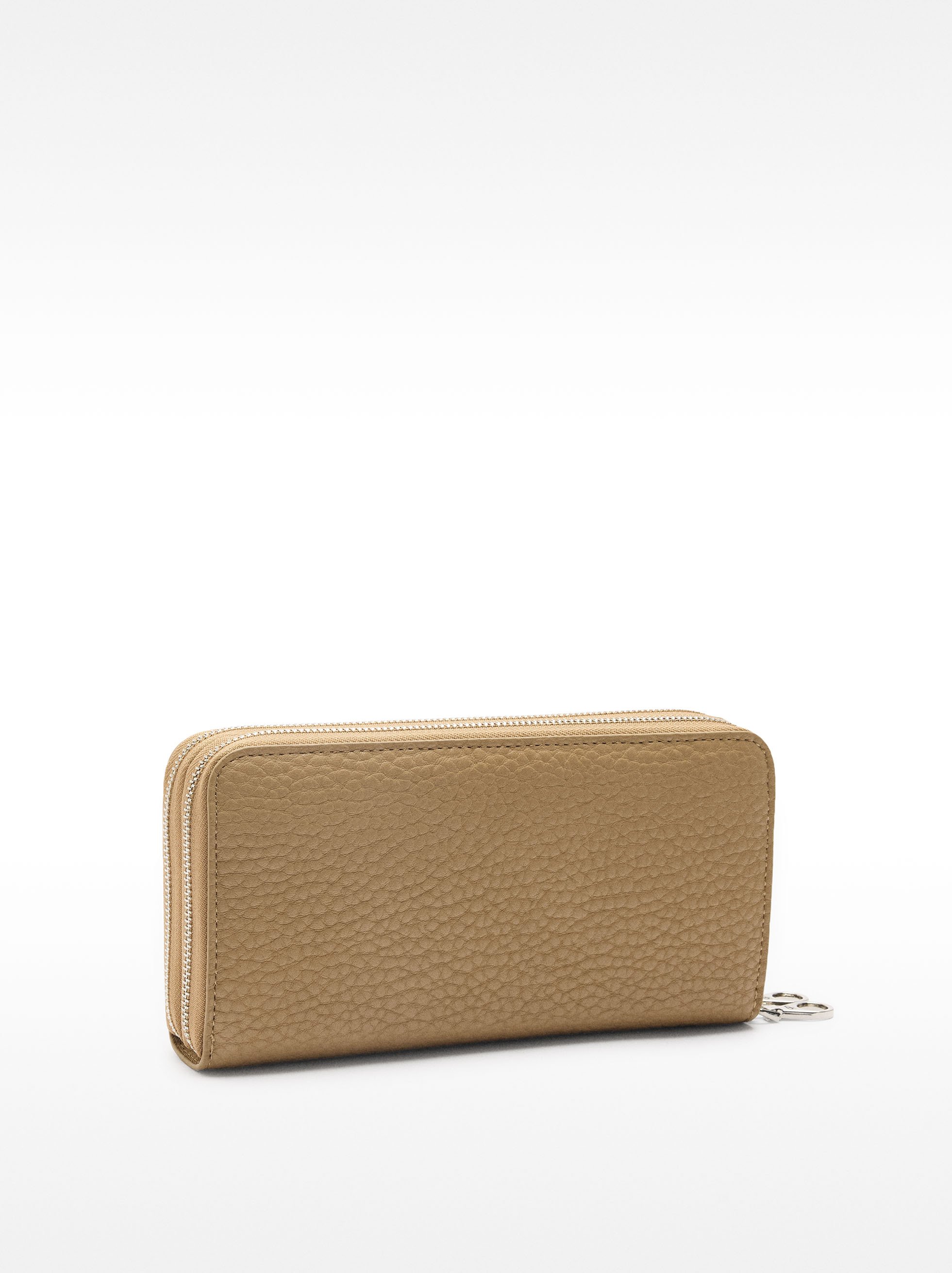 Cartera con textura y cierre doble image number 2.0