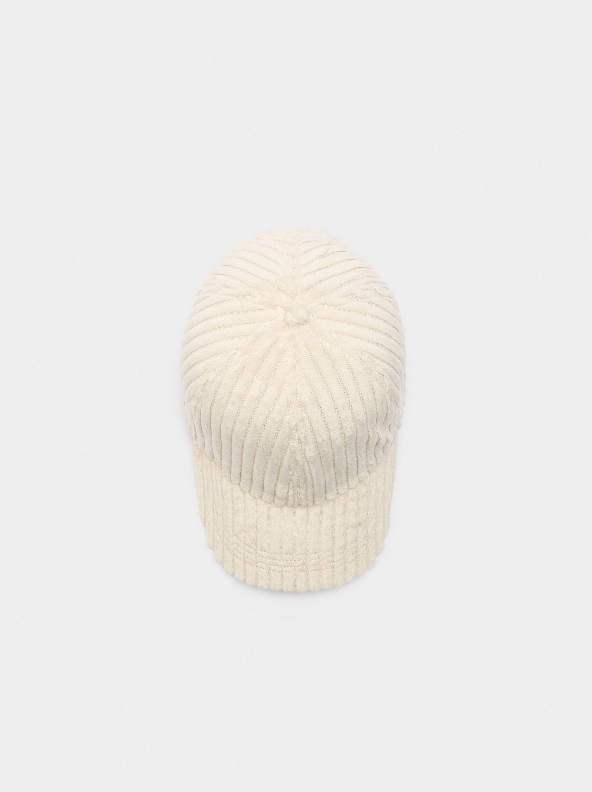 Ribbed velvet cap image number 4.0