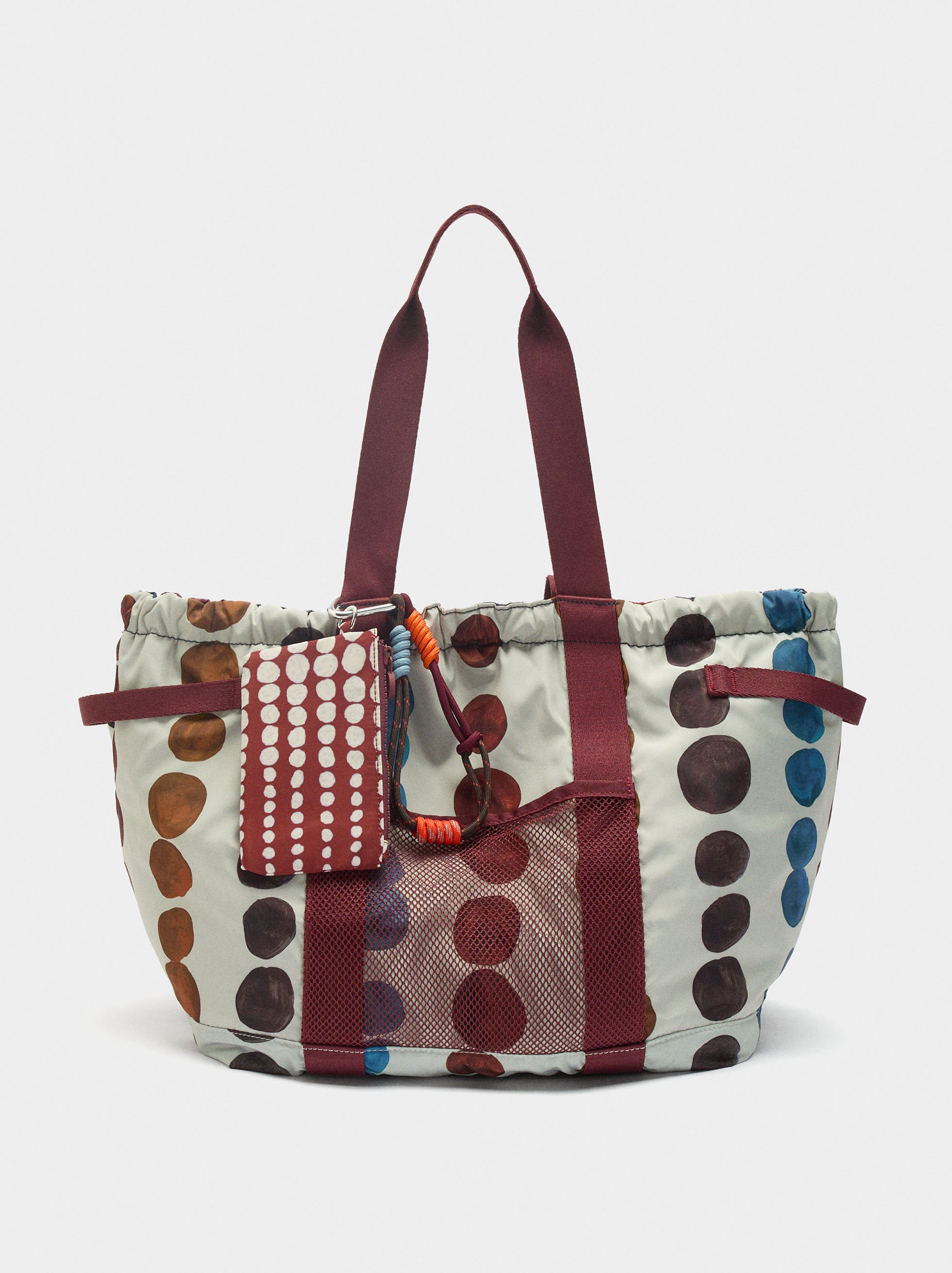 Reversible nylon weekend bag image number 1.0