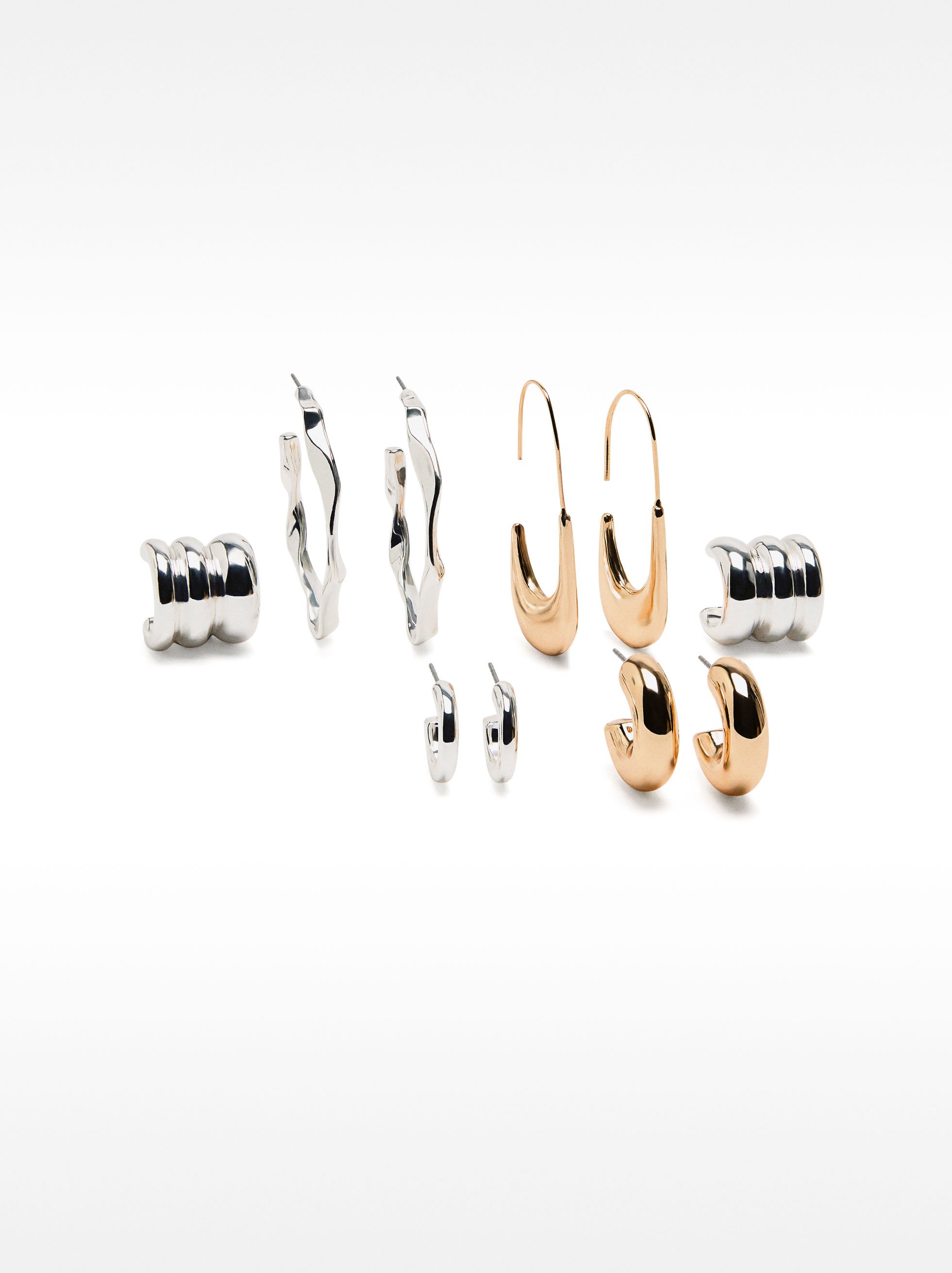 Bicolor set of earrings image number 0.0