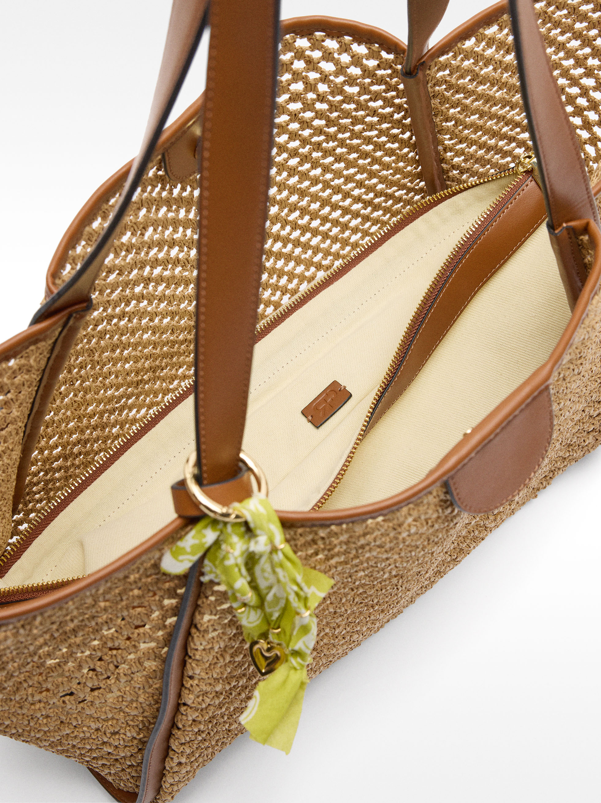 Straw effect shopper bag with removable bag image number 4.0