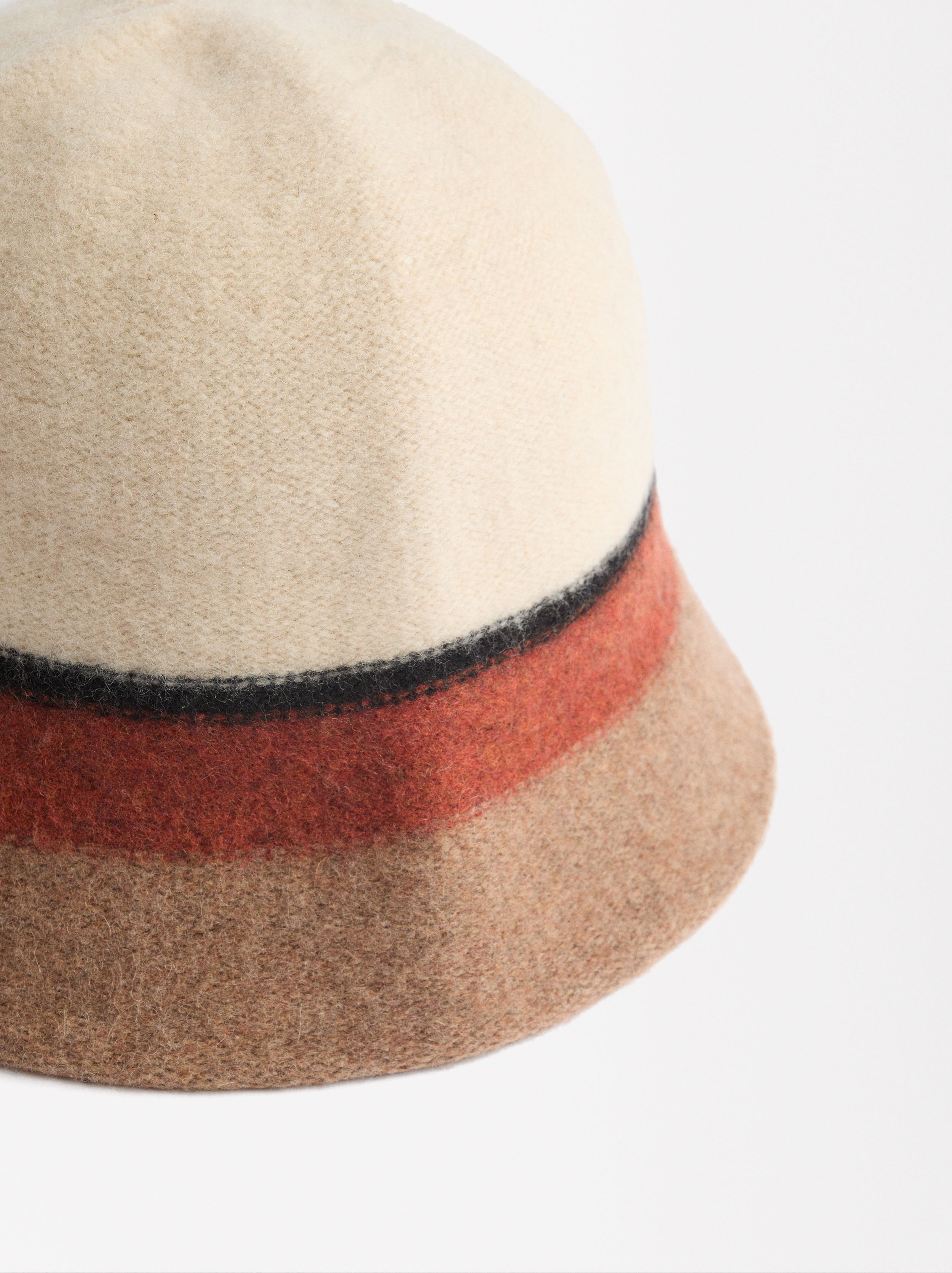 Cappellino bucket di lana image number 1.0