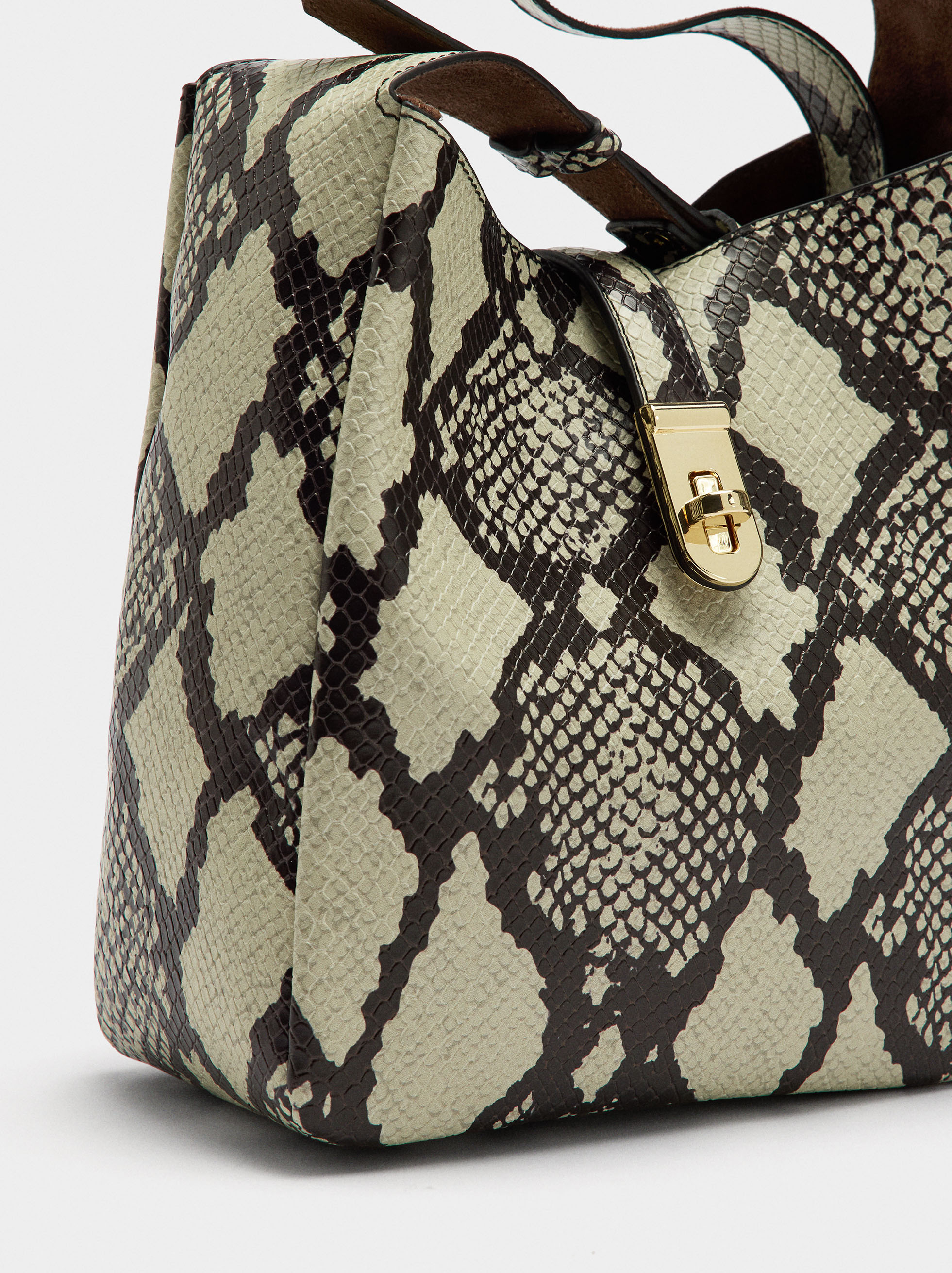 Shoulder bag printed animal image number 2.0