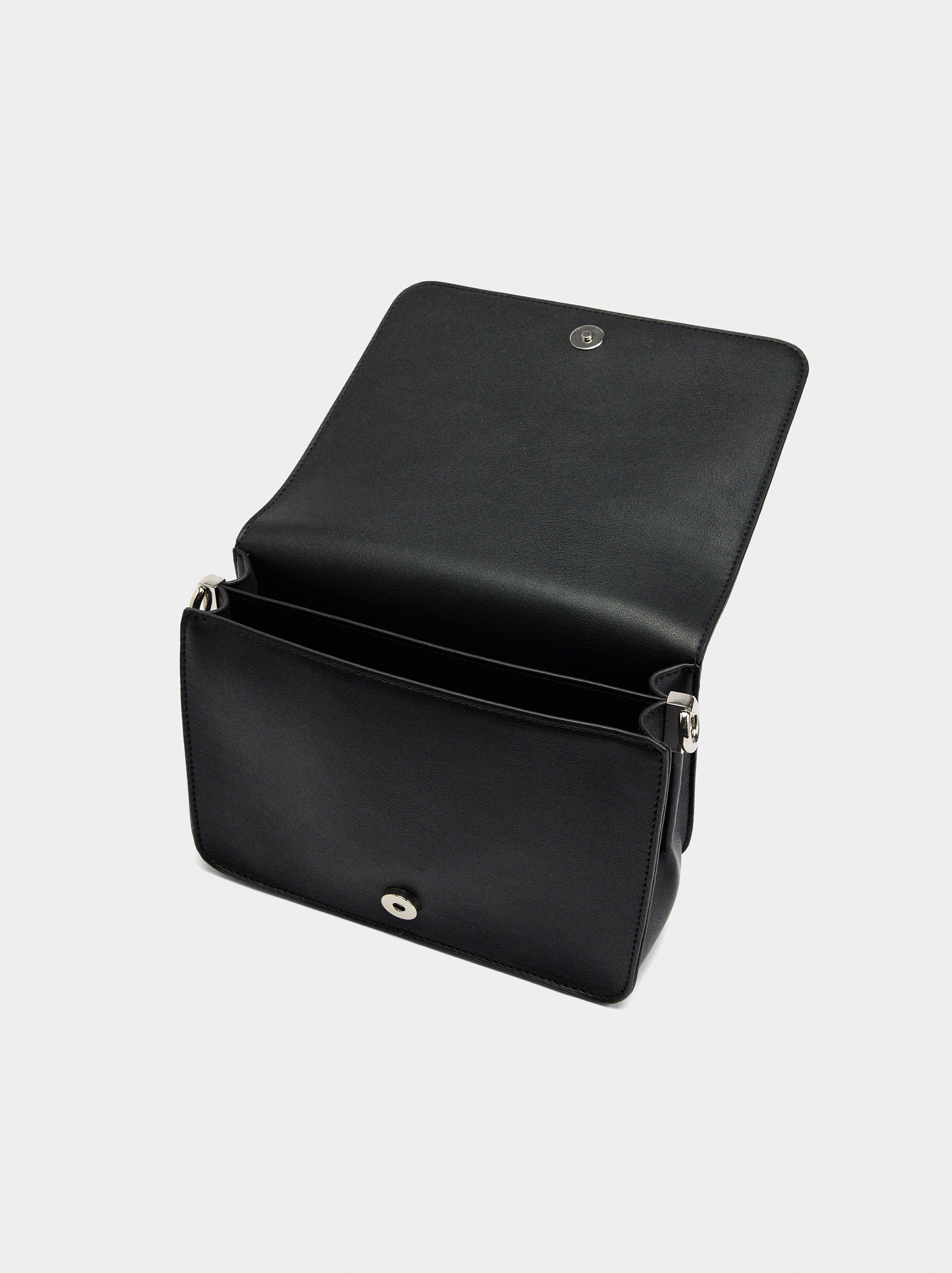 Plain crossbody bag with flap image number 3.0