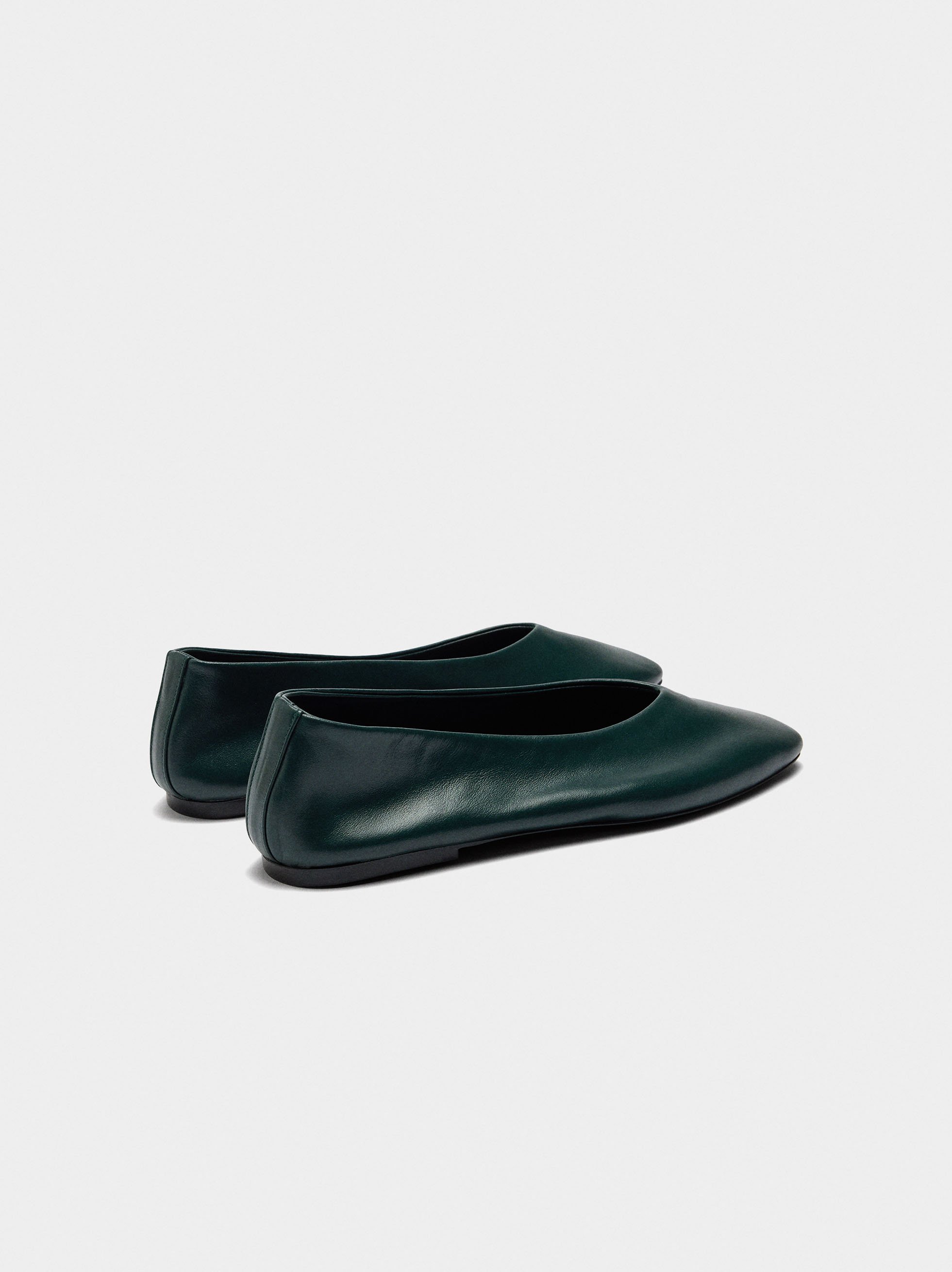 Plain leather ballet flats image number 3.0