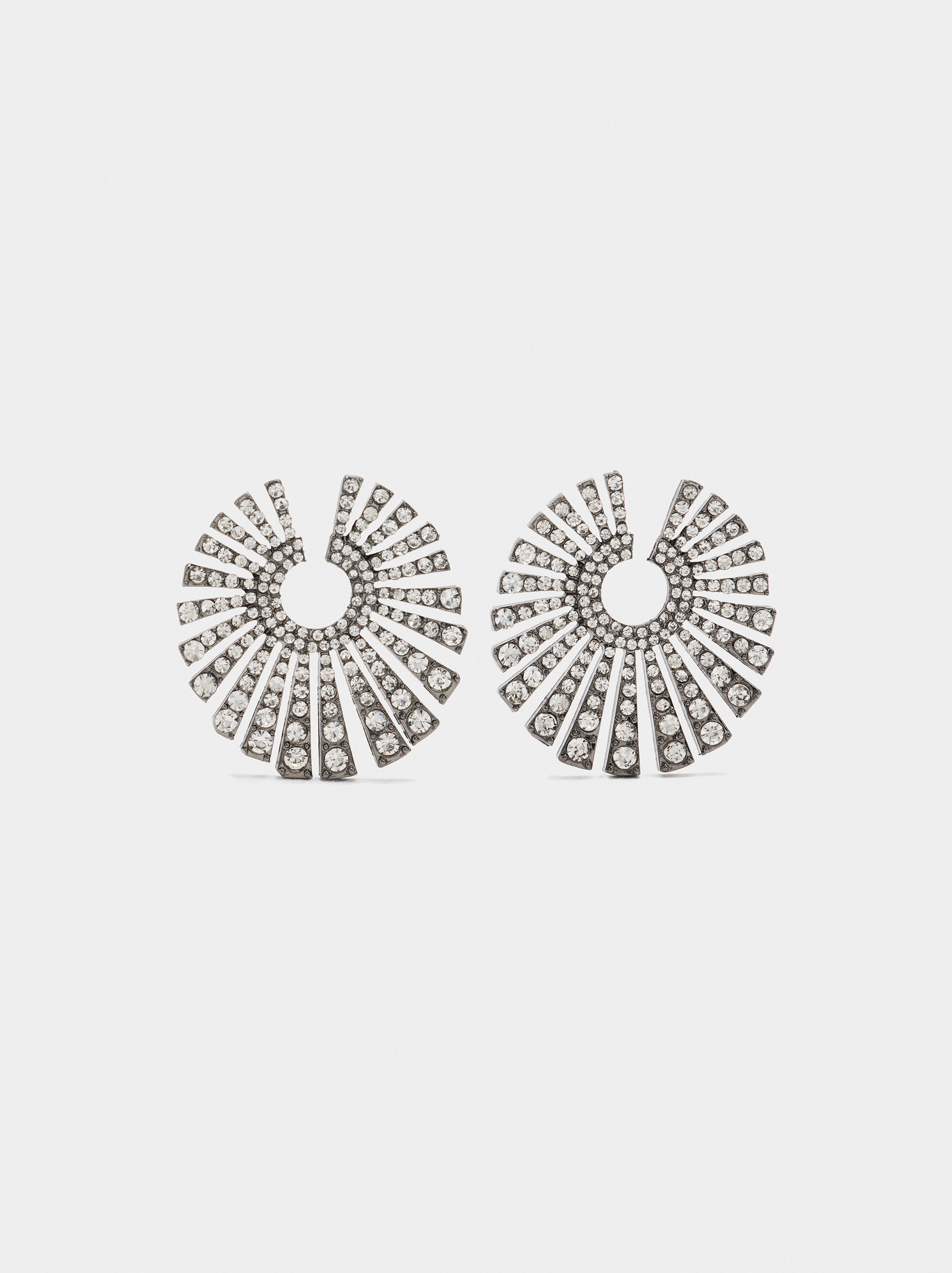 Round earrings with crystals image number 0.0
