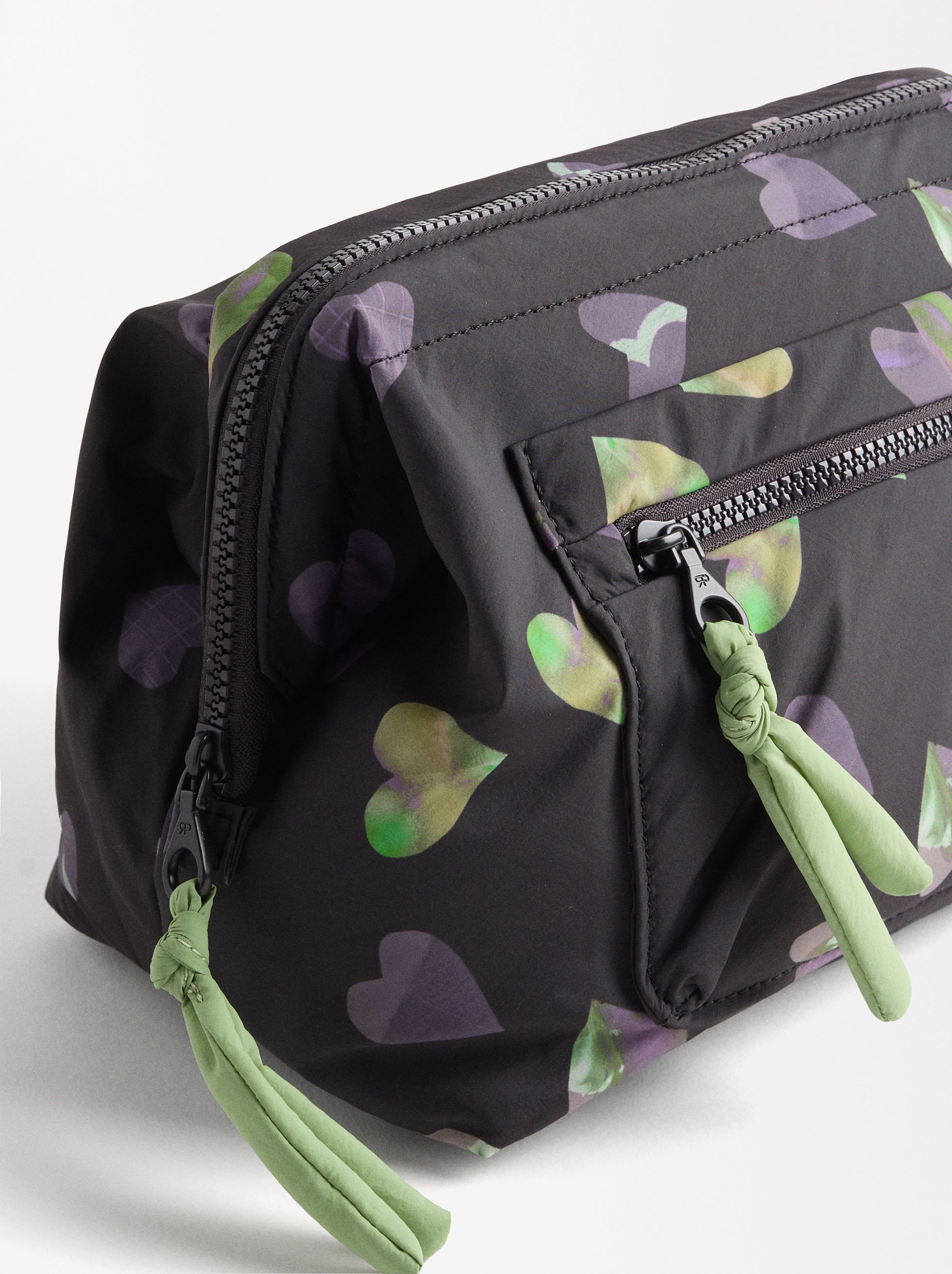 Bolsa para cosméticos de nylon estampada image number 1.0