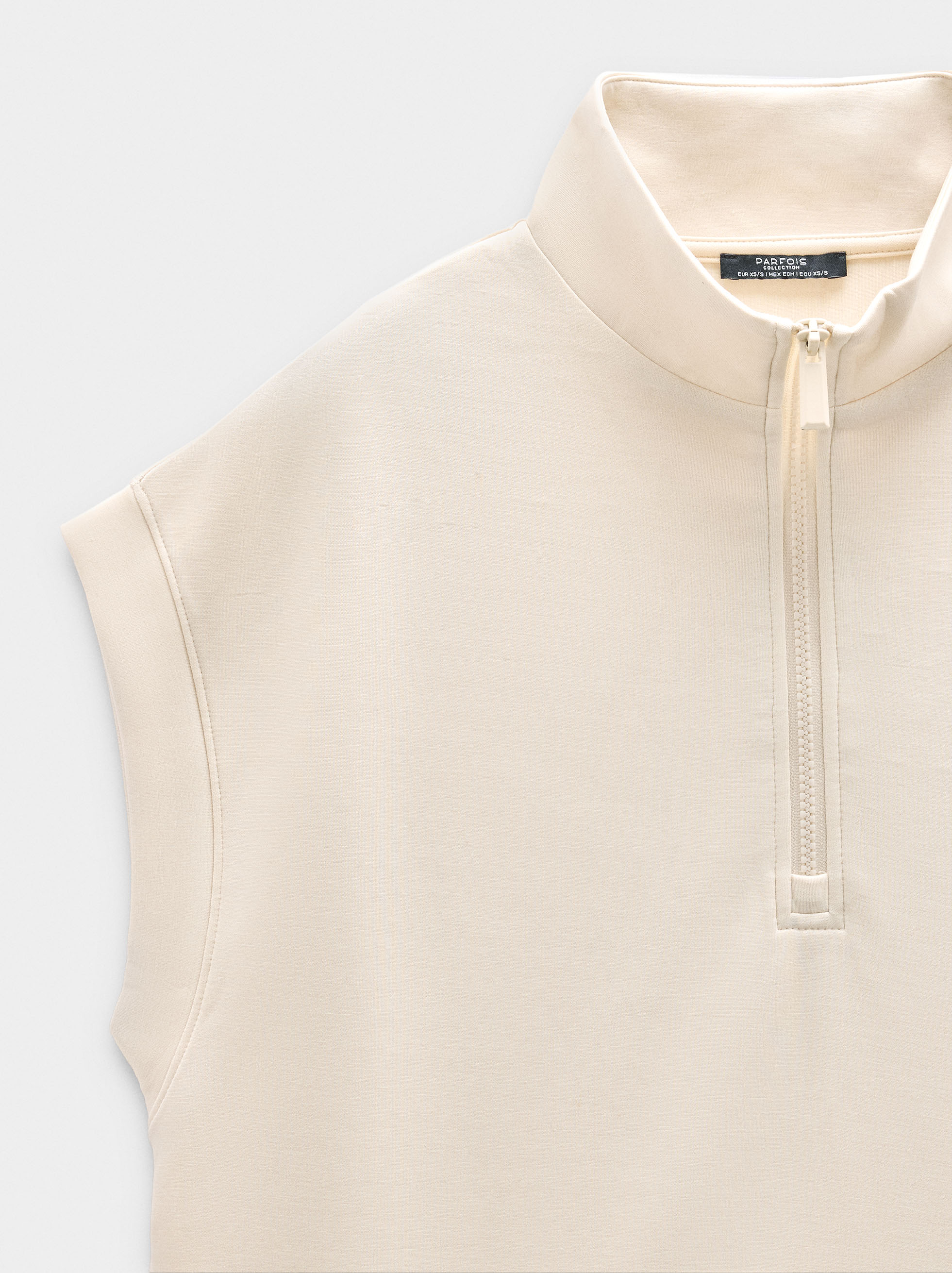 Top with zipper closure soft touch image number 5.0