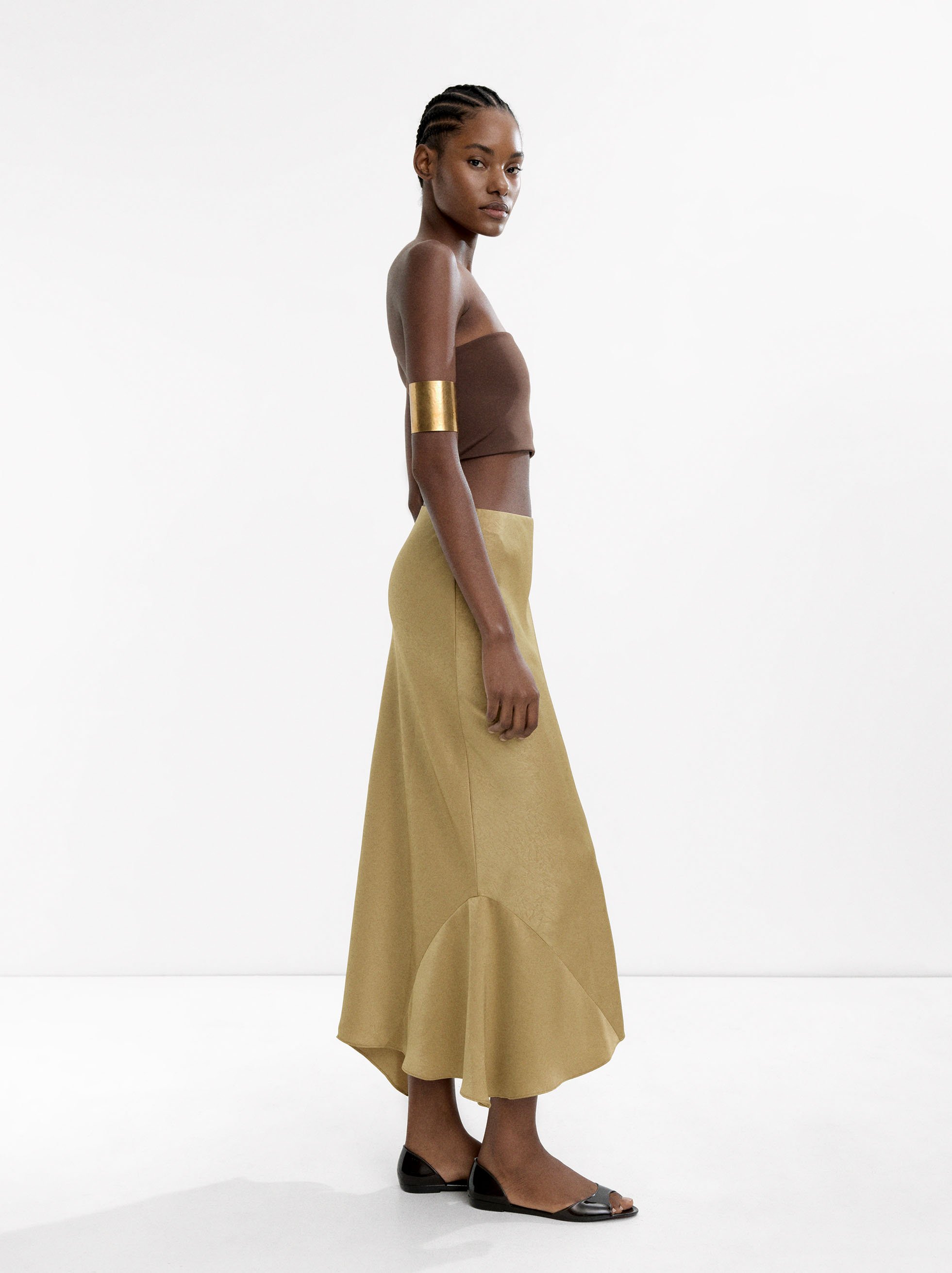 Long skirt with crinkled effect image number 2.0