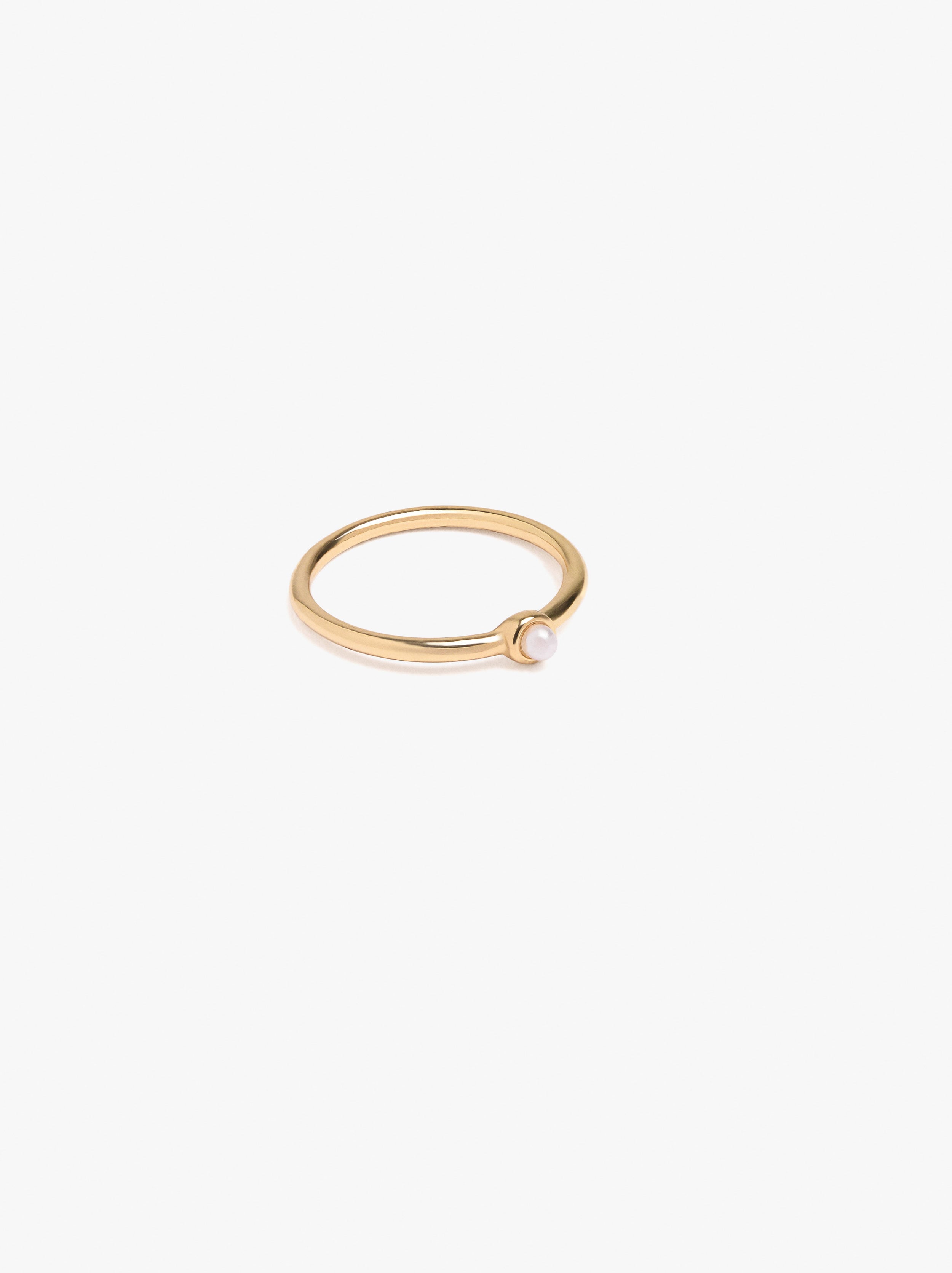 Ring with pearl image number 2.0