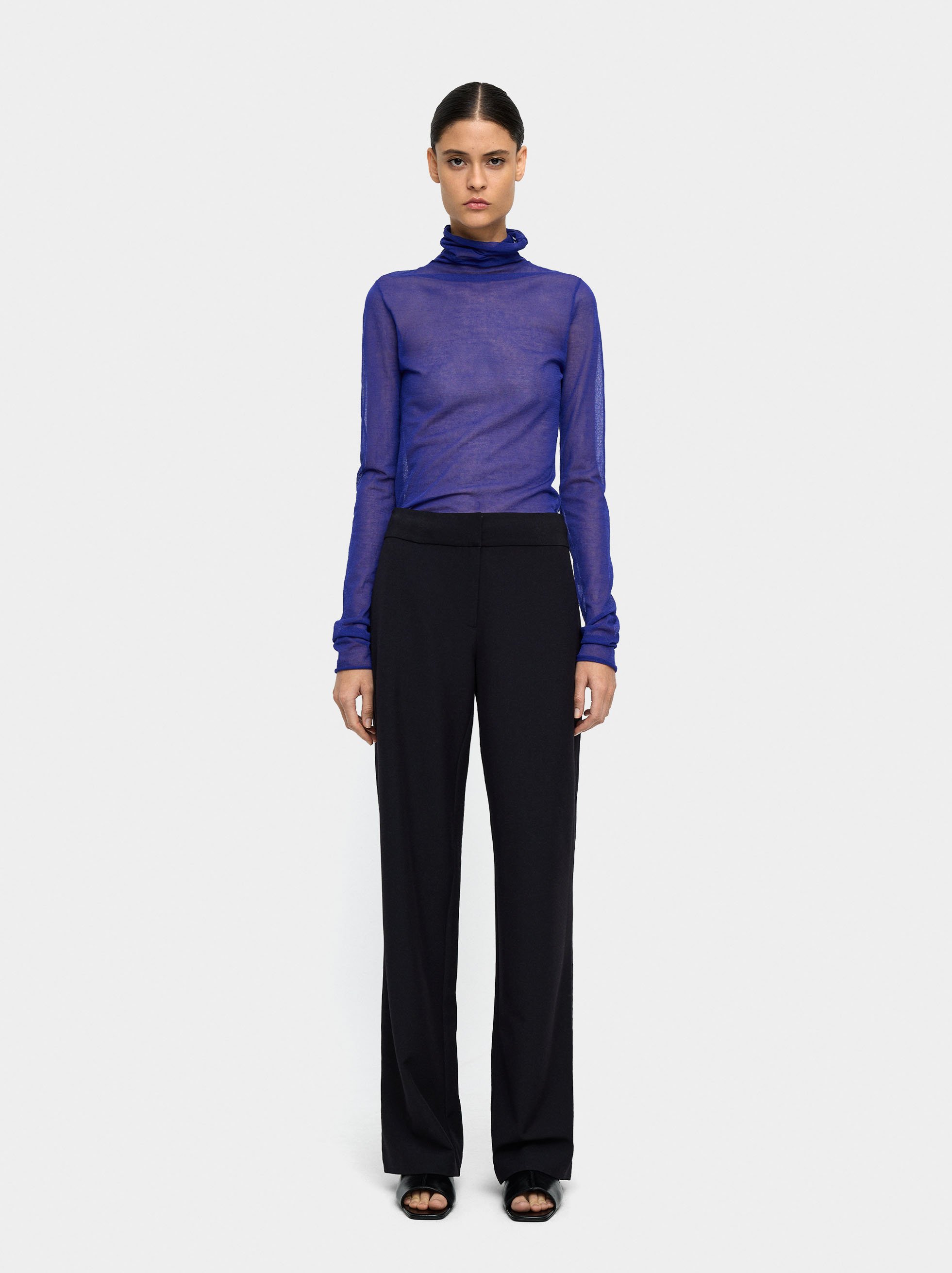 Straight trousers with mid-rise waist image number 1.0