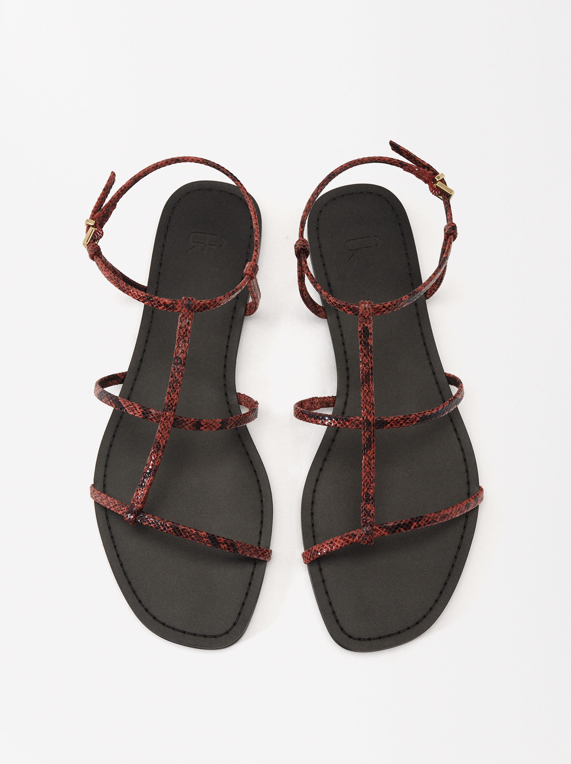 Animal print leather flat sandals top