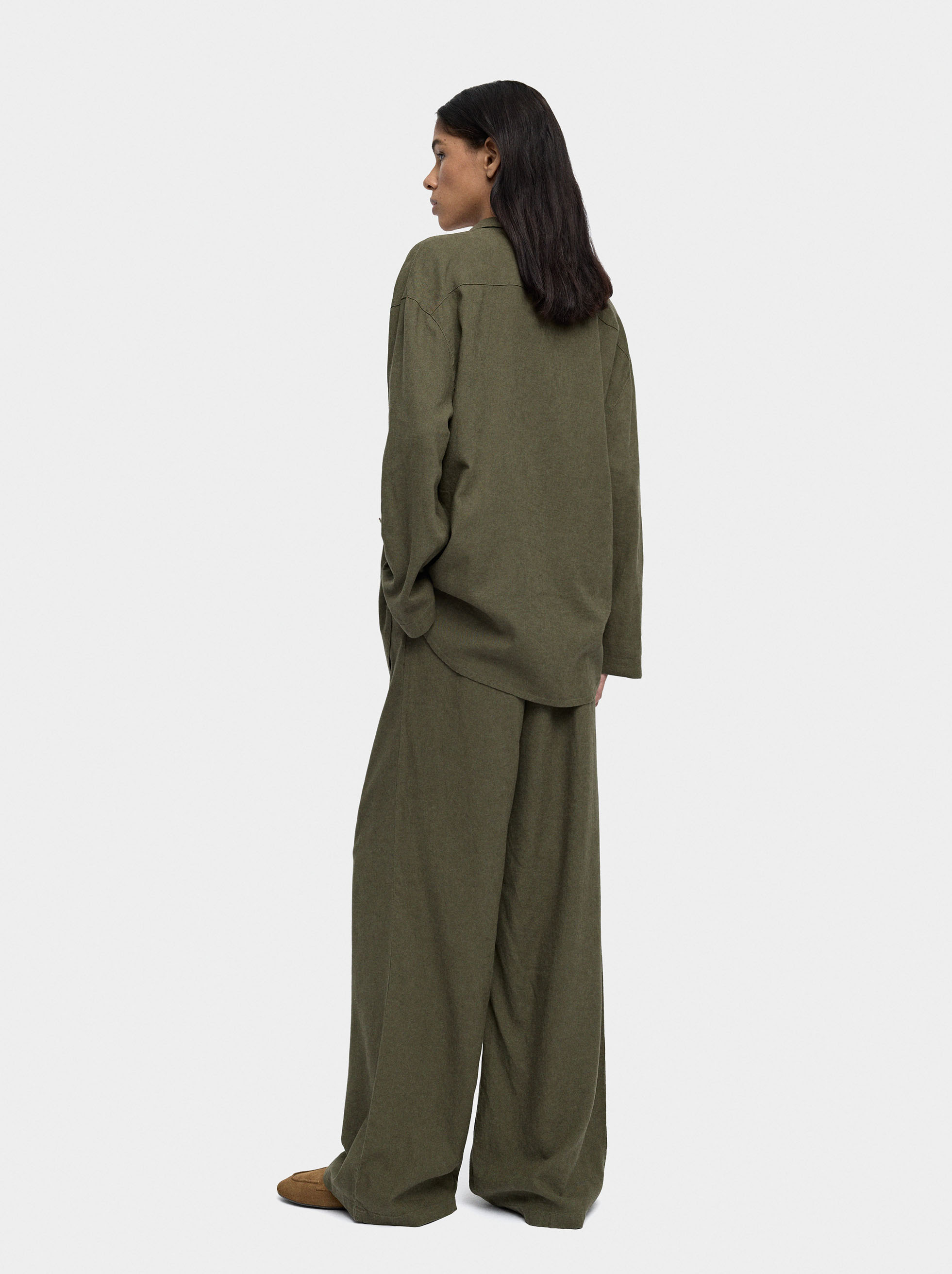 Linen-blend shirt with pocket image number 3.0