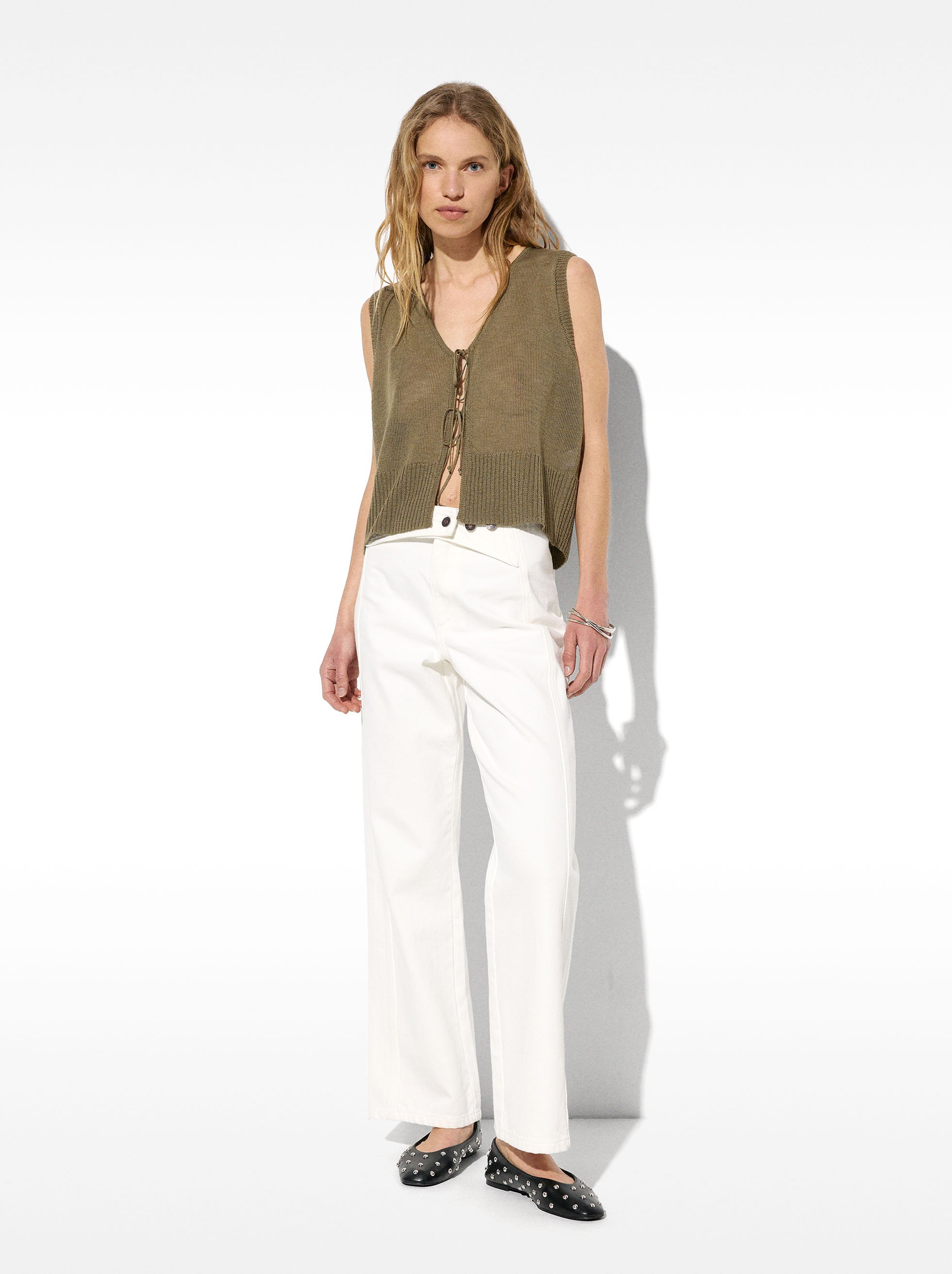 Knit vest image number 0.0