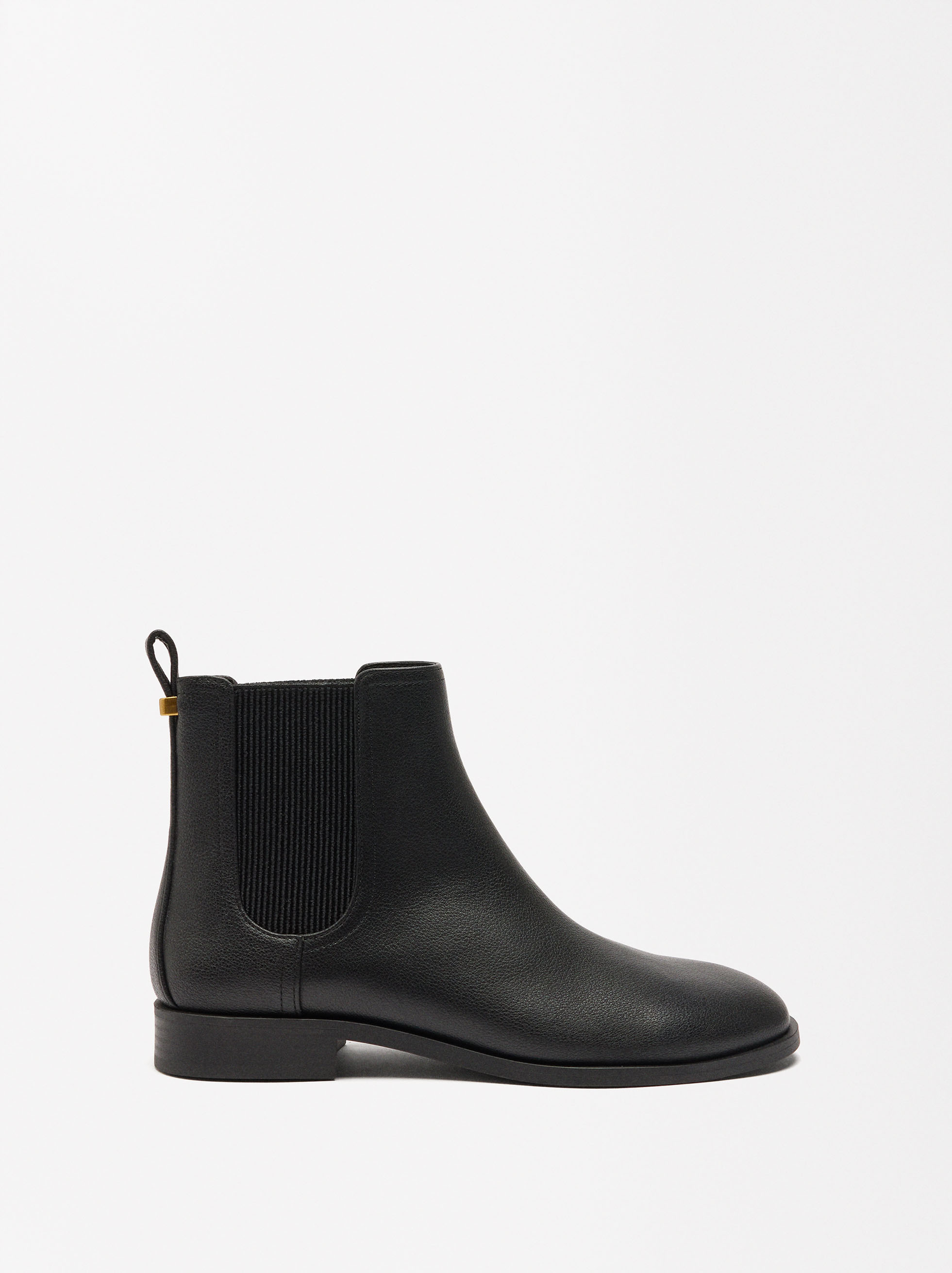 Chelsea boots image number 1.0