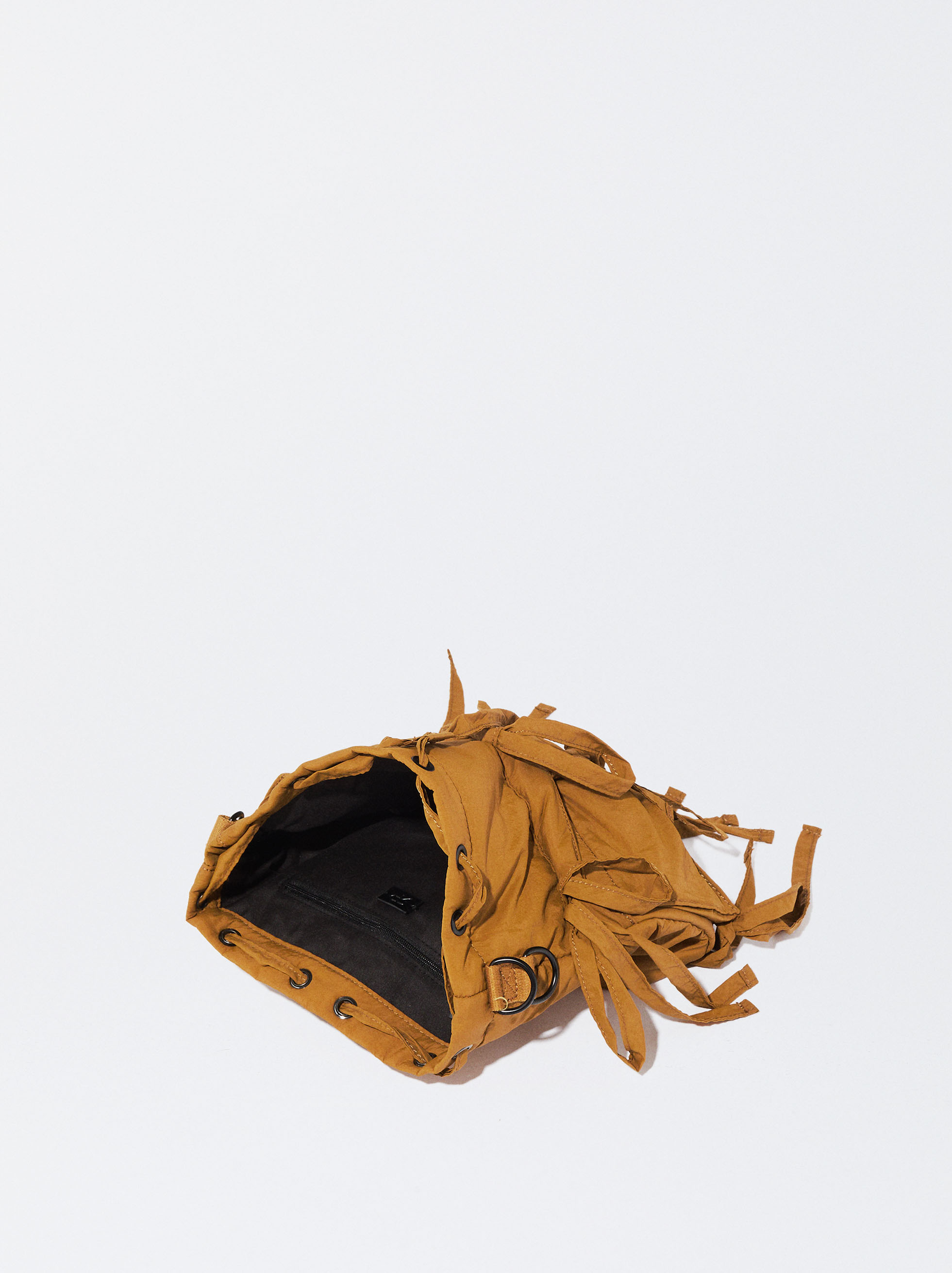 Sac outlet seau parfois