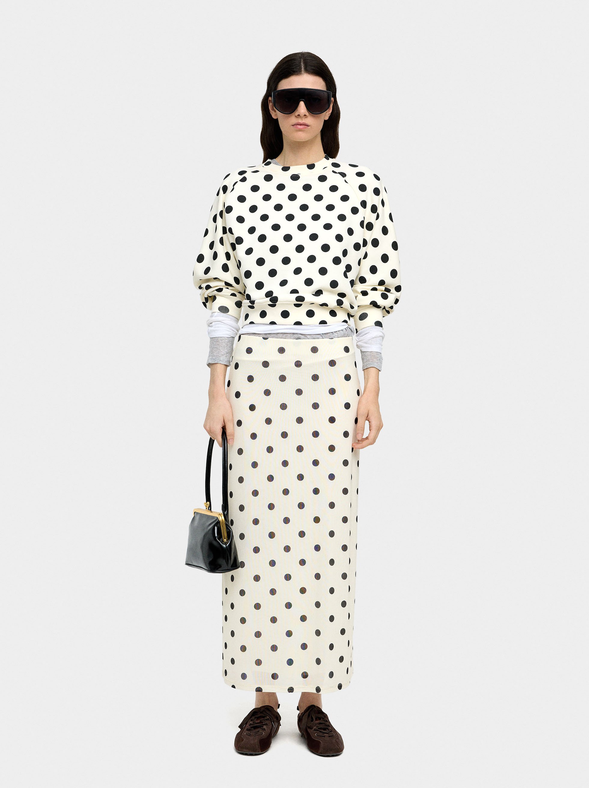 Sweatshirt with polka dots image number 0.0