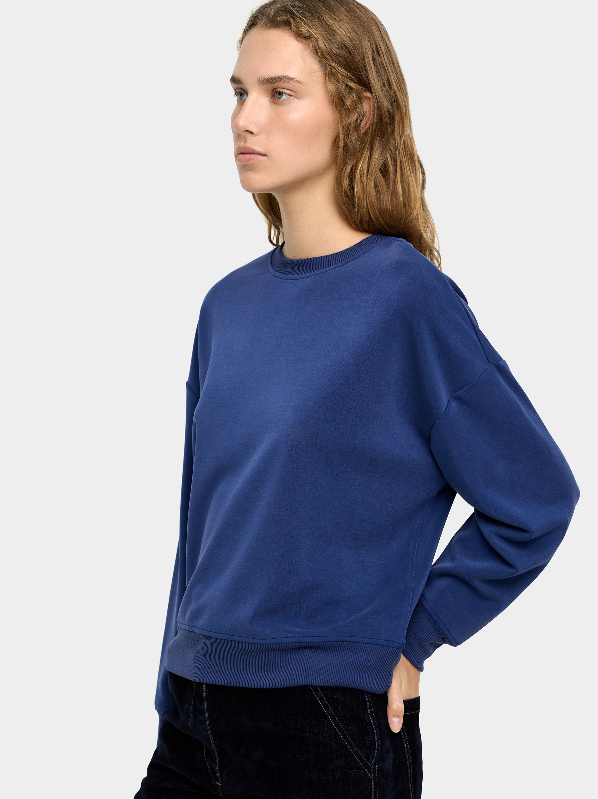Basic sweatshirt image number 1.0