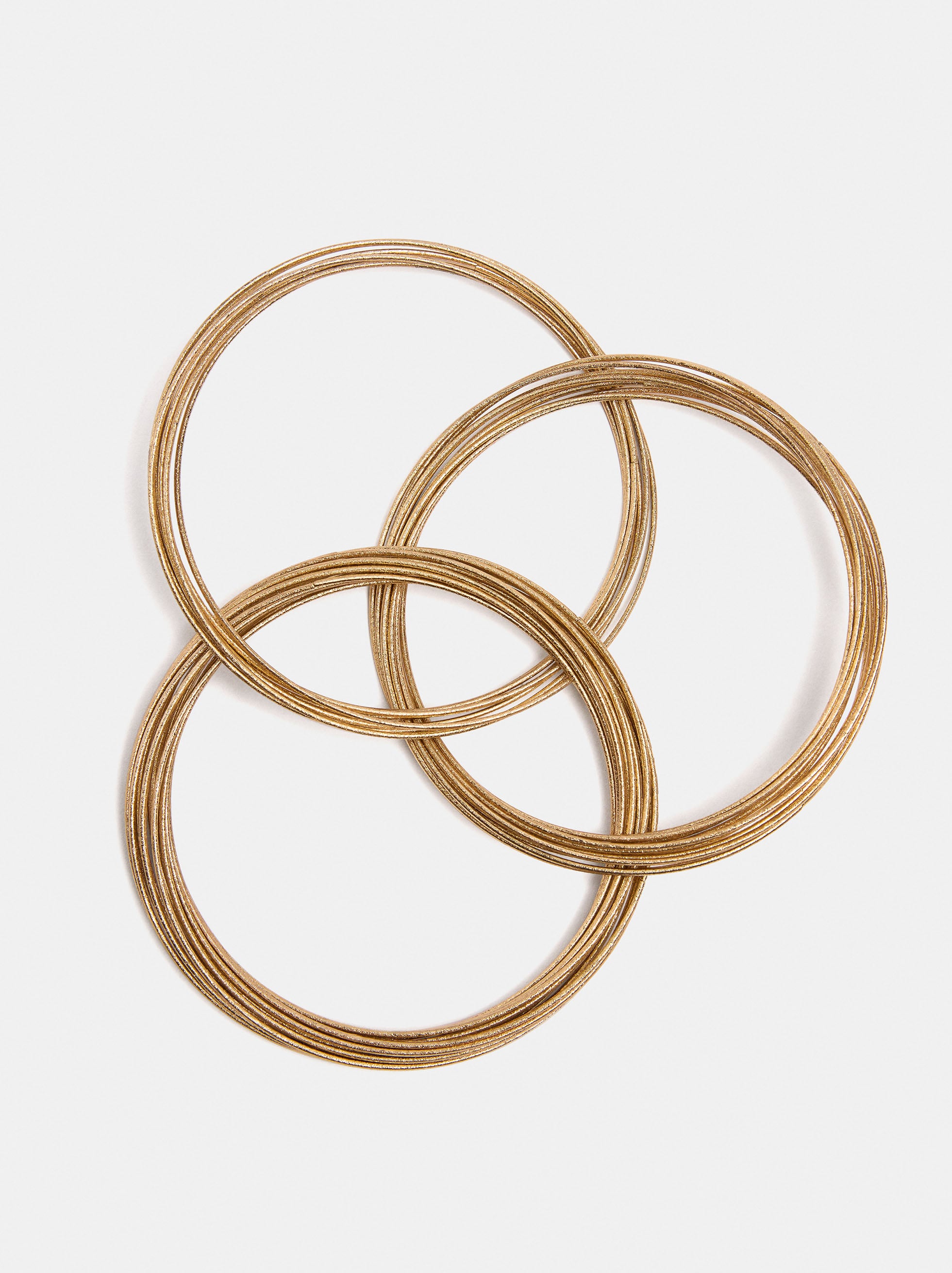 Interlaced rigid bracelets image number 2.0