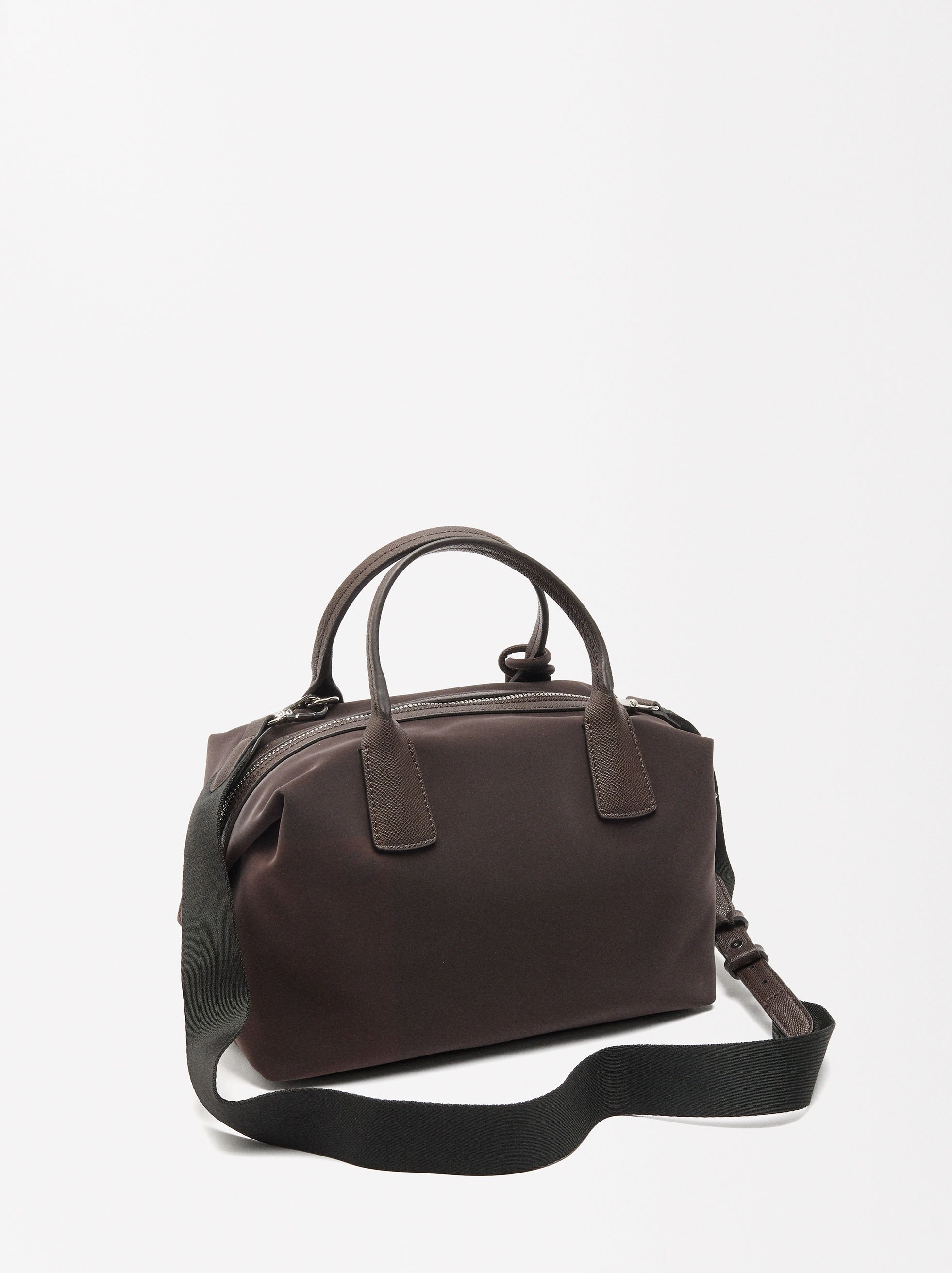 Sac cabas texture douce avec pendentif image number 3.0