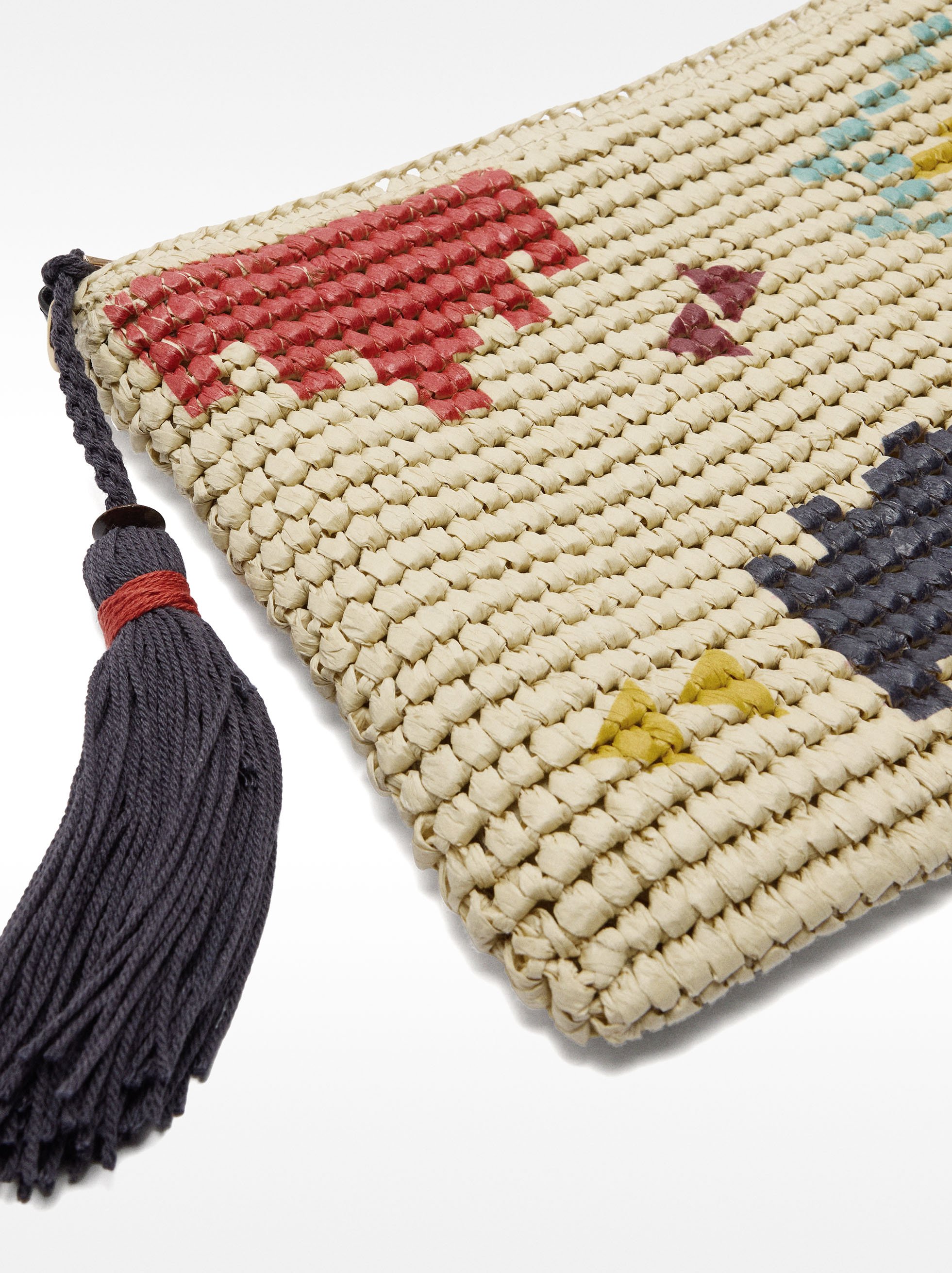 Handbag with straw effect ethnic printed image number 2.0