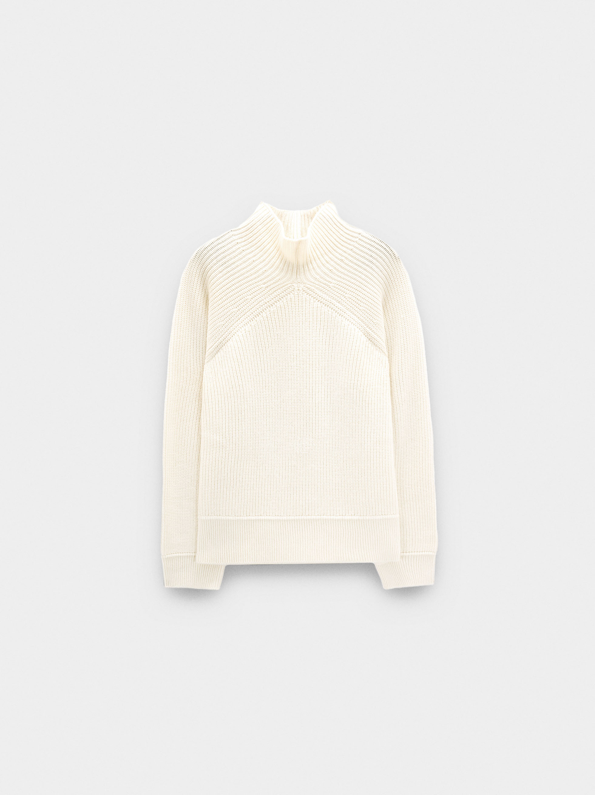 Camisola de malha gola subida image number 4.0